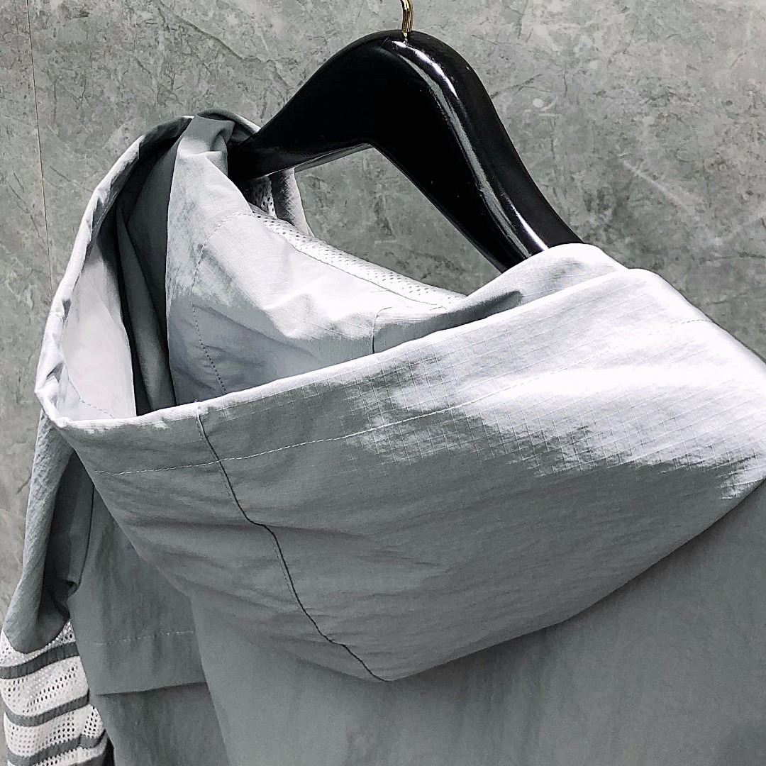 THOM BROWNE 网眼四杠拉链连帽夹克 外套 长袖 白色 灰色 藏青色