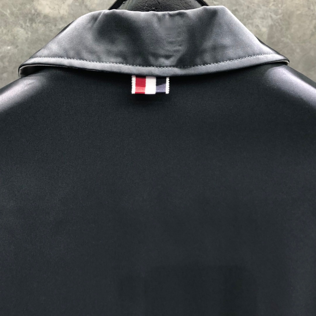 THOM BROWNE 双侧织带双层拉链夹克 外套 长袖 灰色 黑色