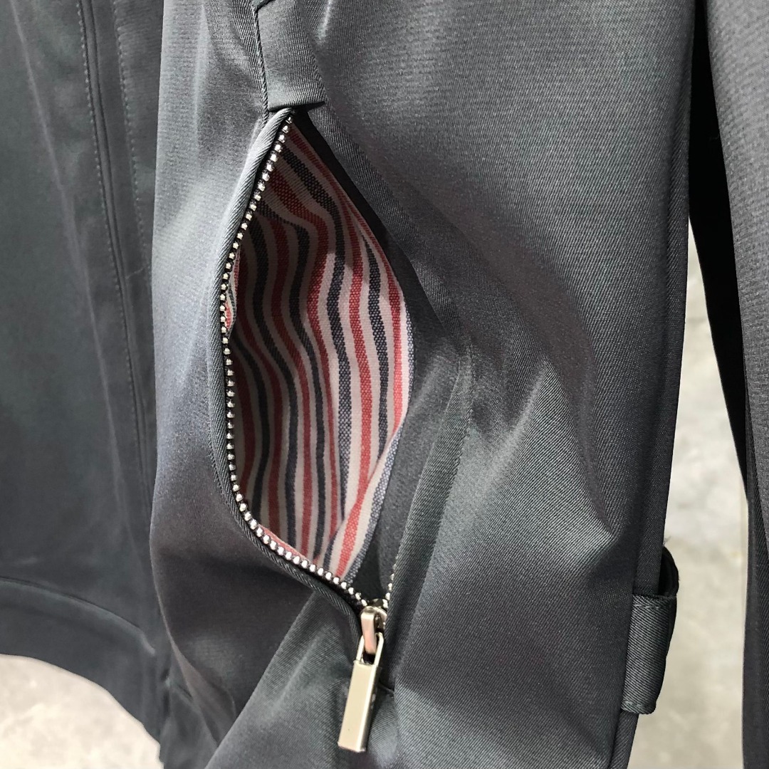 THOM BROWNE 双侧织带双层拉链夹克 外套 长袖 灰色 黑色