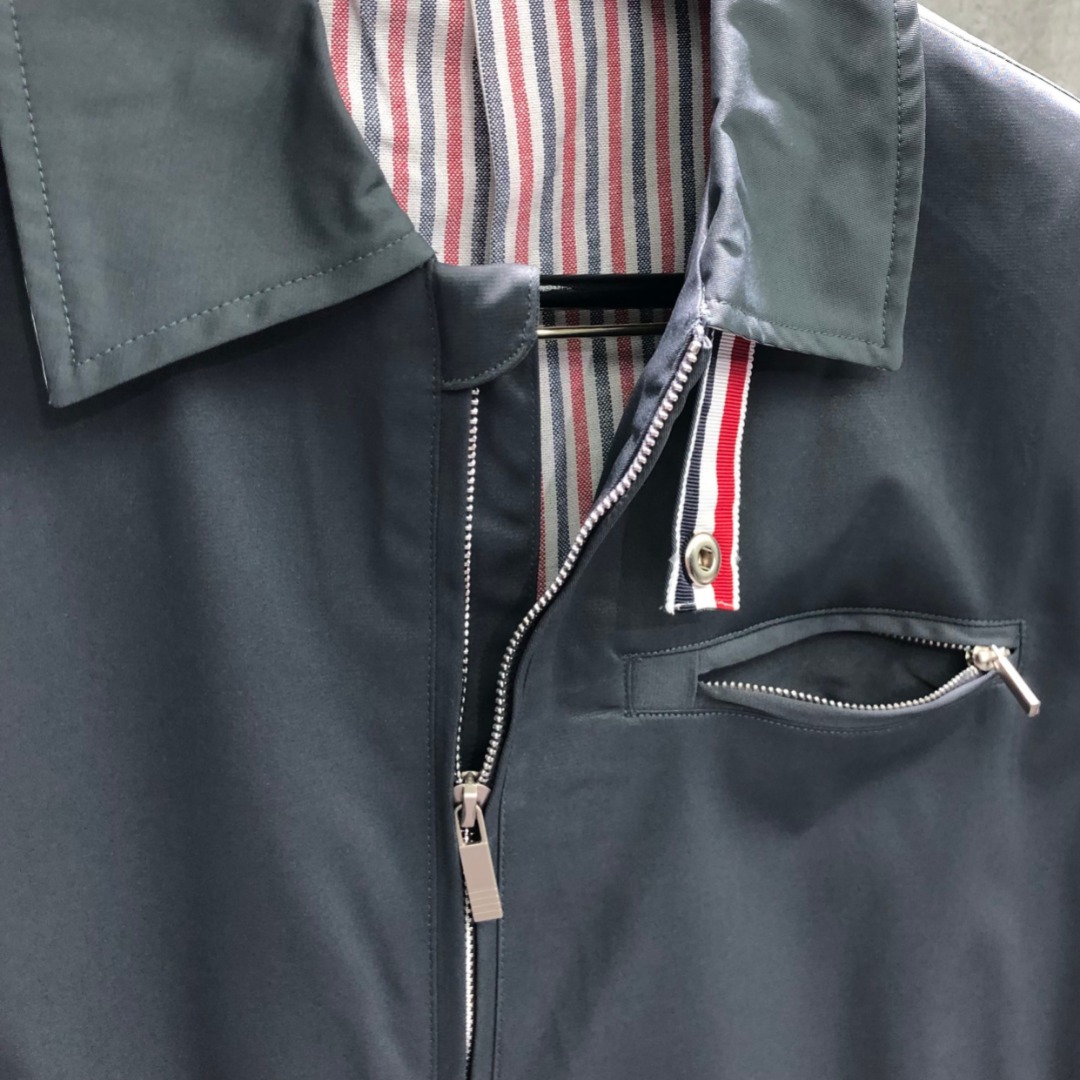 THOM BROWNE 双侧织带双层拉链夹克 外套 长袖 灰色 黑色