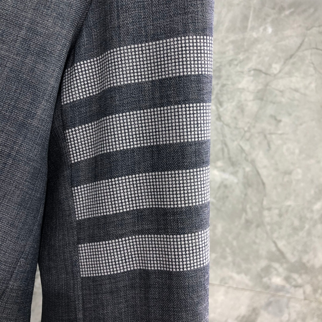 THOM BROWNE 经典四杠休闲西装 外套 长袖 灰色 藏青色