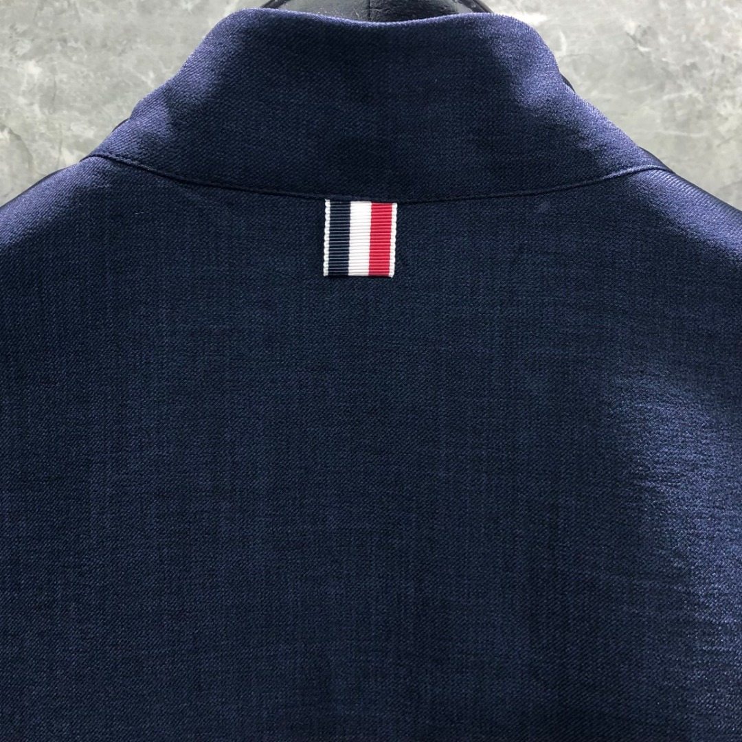 THOM BROWNE 经典四杠拉链立领夹克 外套 长袖 灰色 藏青色