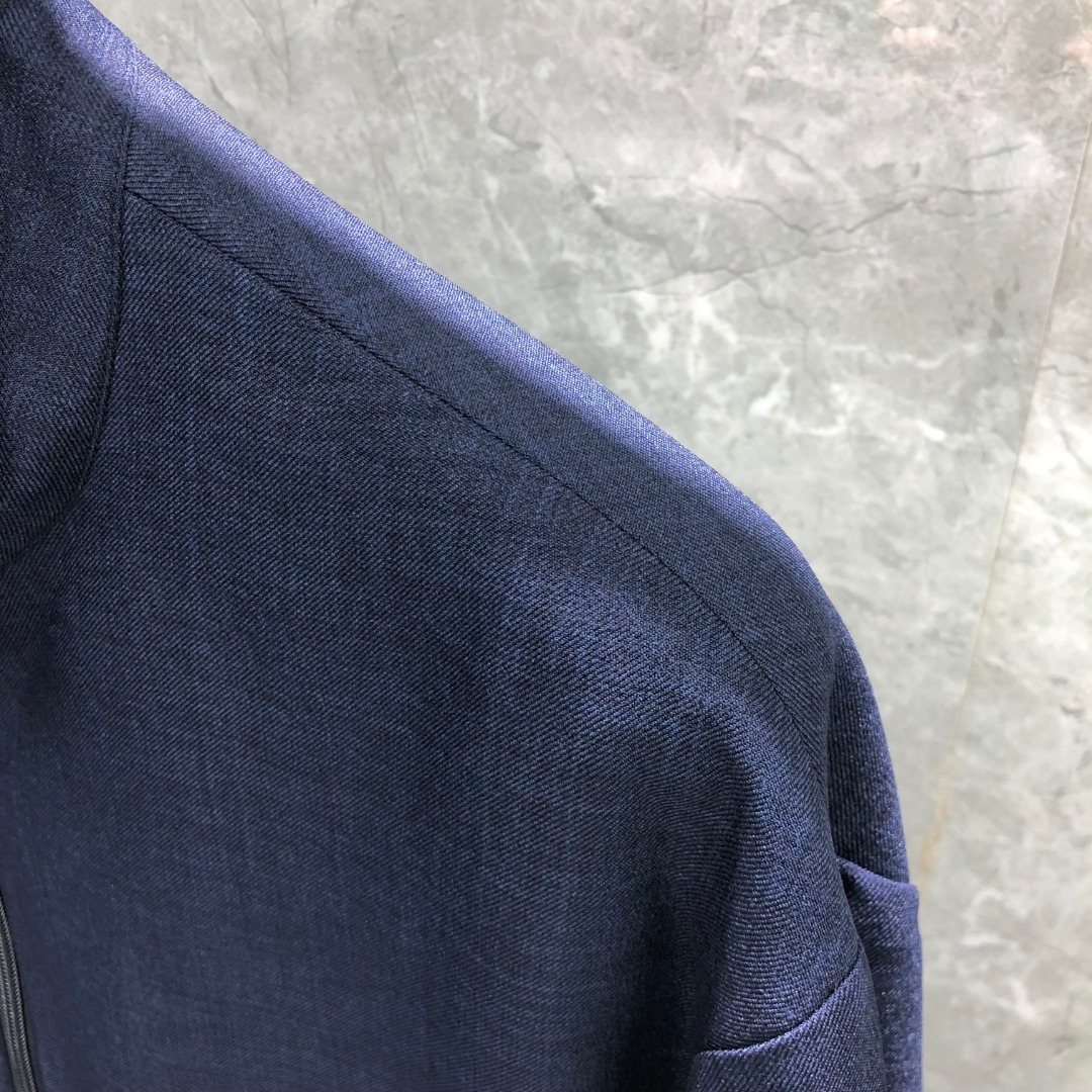 THOM BROWNE 经典四杠拉链立领夹克 外套 长袖 灰色 藏青色