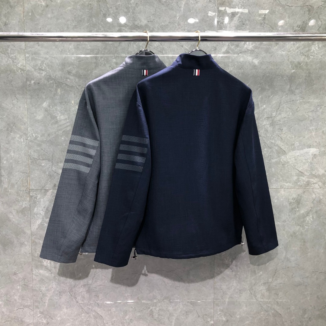 THOM BROWNE 经典四杠拉链立领夹克 外套 长袖 灰色 藏青色