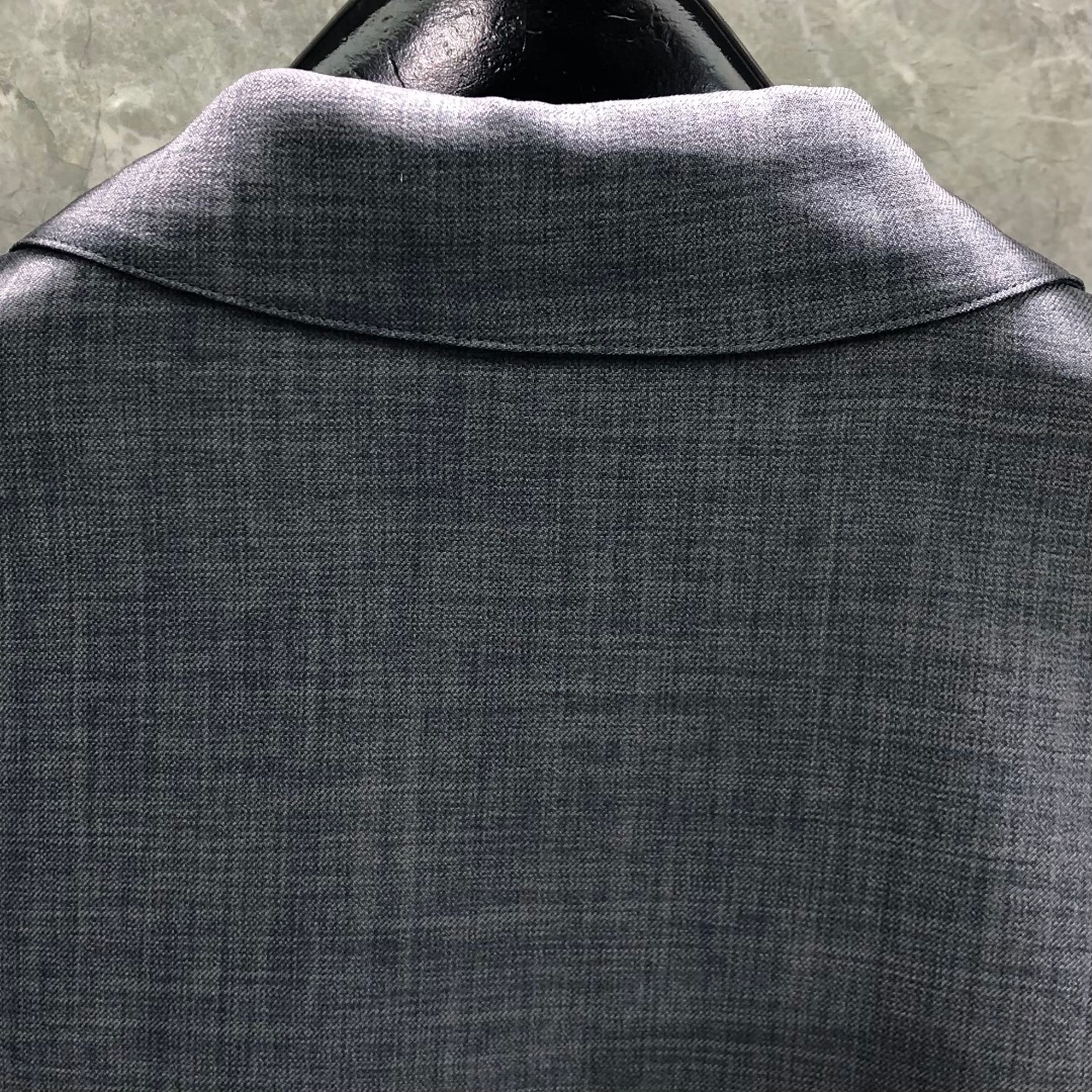 THOM BROWNE 经典四杠翻领纽扣夹克 外套 长袖 灰色 藏青色