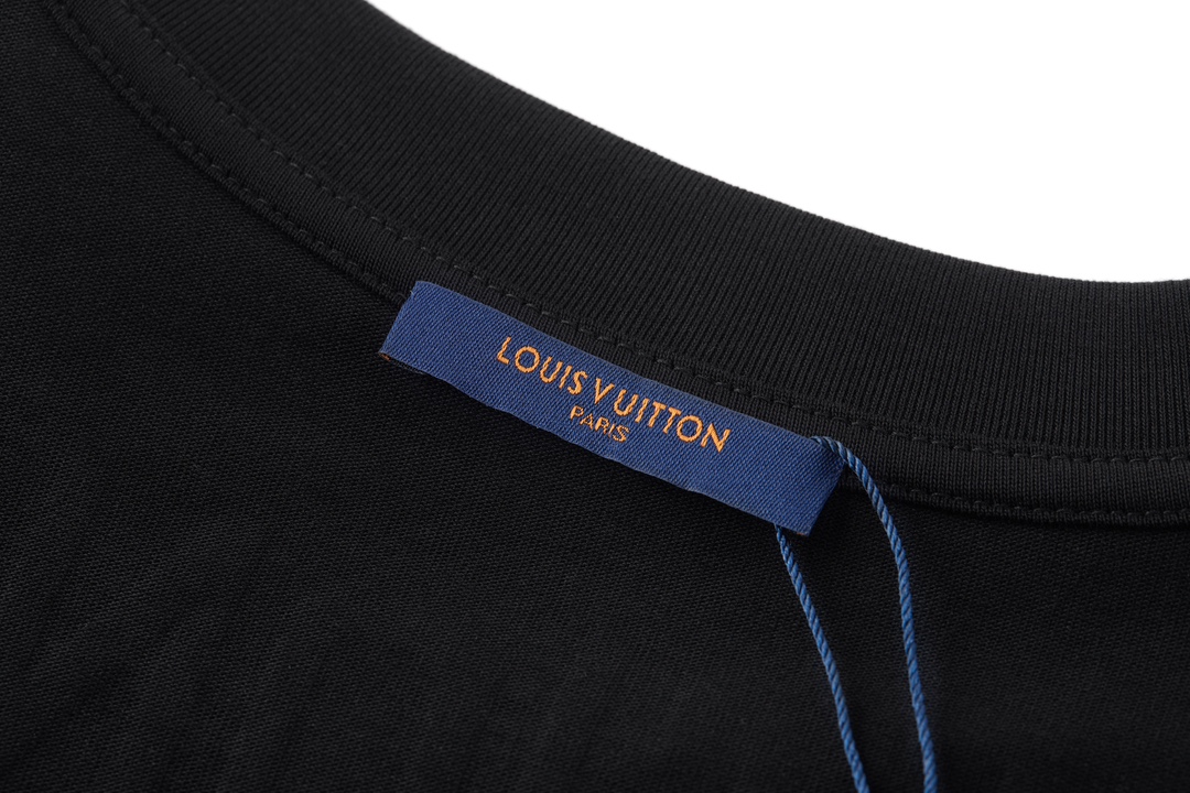 LOUIS VUITTON 路易威登 NBA 联名款 篮球标语字母Logo印花短袖 T恤 黑色 1A8X0U