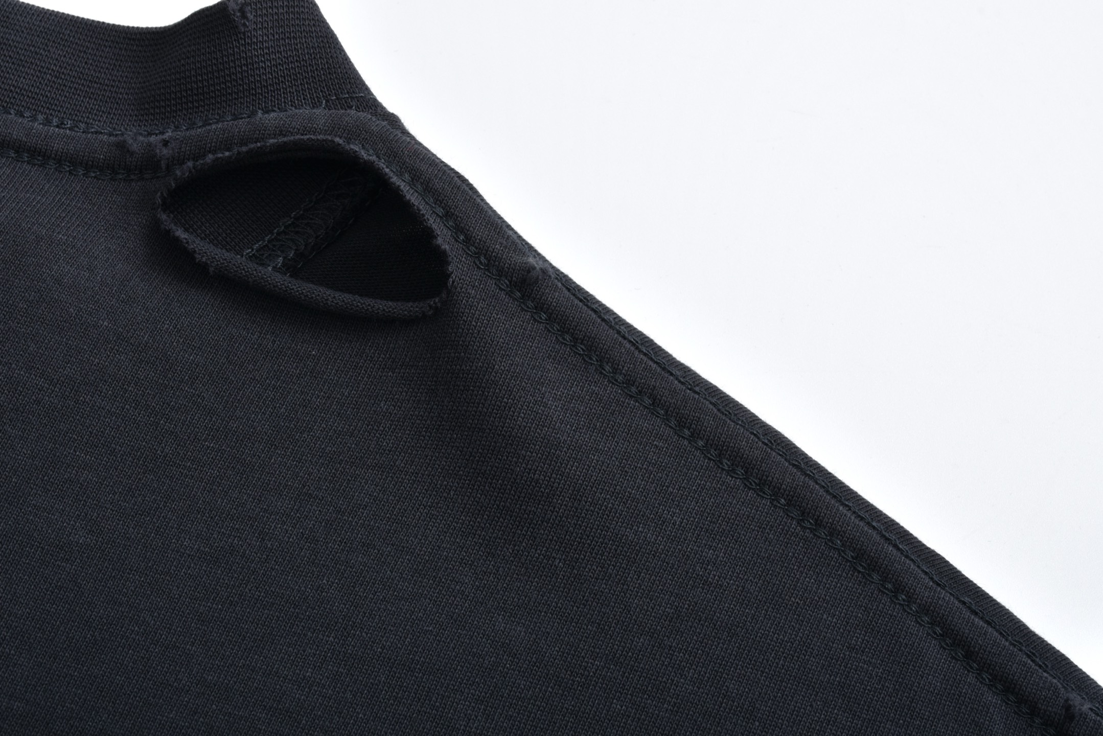 Balenciaga 巴黎世家 后背涂鸦字母logo印花破洞圆领短袖 T恤 夏季 黑色 787349TRVT9-1041