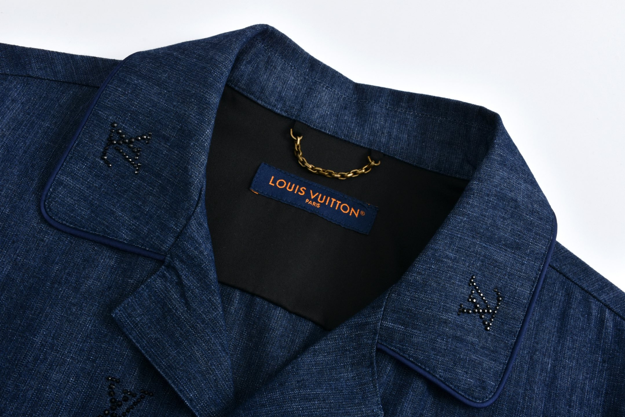 LOUIS VUITTON 路易威登 烫钻字母logo单排扣牛仔衬衫 外套 牛仔衣 上衣 蓝色 1AGJMC