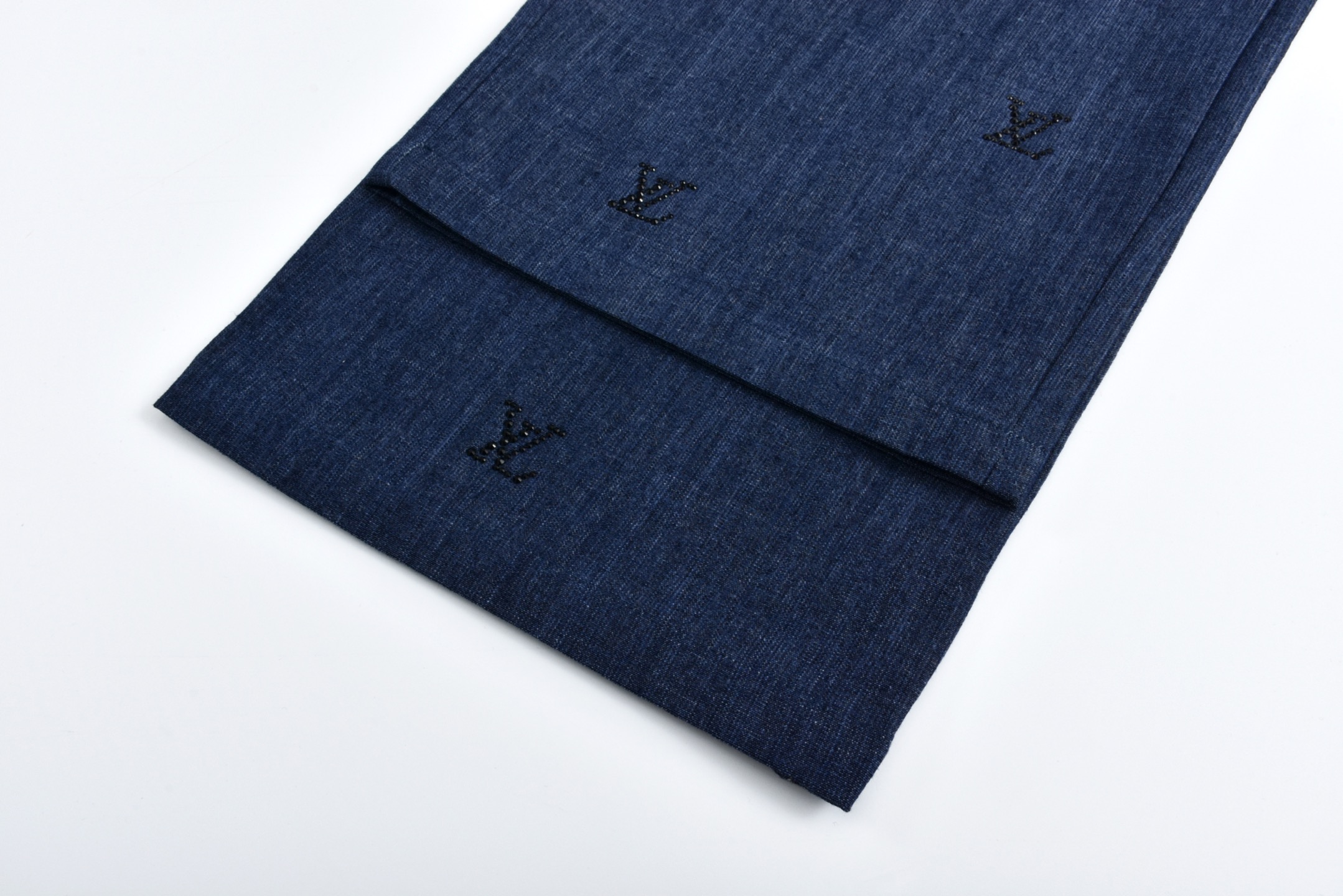 LOUIS VUITTON 路易威登 烫钻字母logo直筒牛仔裤 裤子 长裤 蓝色 1AGIUK