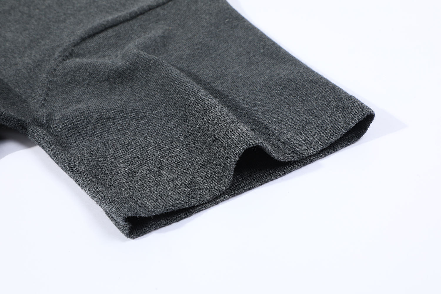 LOUIS VUITTON 路易威登 熊掌珍珠烫钻针织圆领短袖 T恤 灰色 1AGJSF