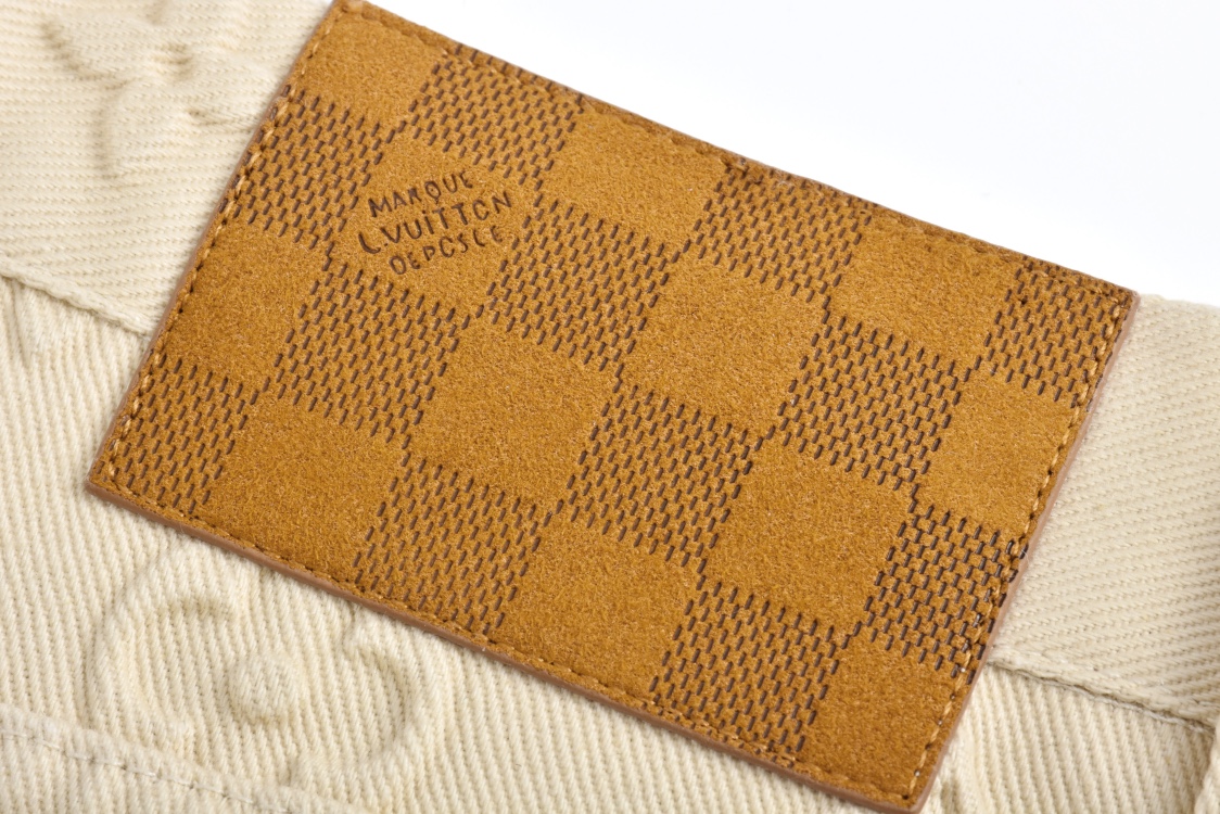 LOUIS VUITTON 路易威登 满印浮雕压花直筒牛仔裤 裤子 长裤 卡其色 1AHBLK