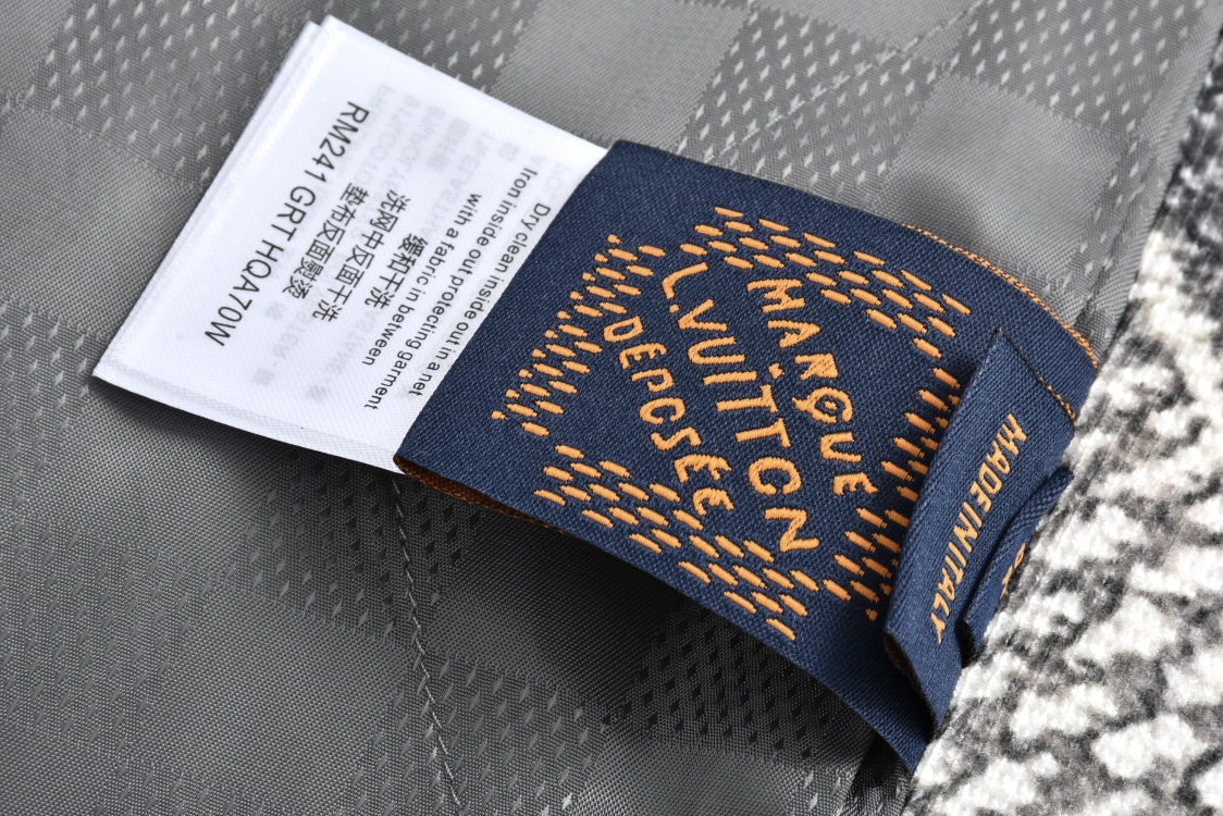 LOUIS VUITTON 路易威登 菱格无领小香风单排扣夹克 外套 灰色 1AGIZX