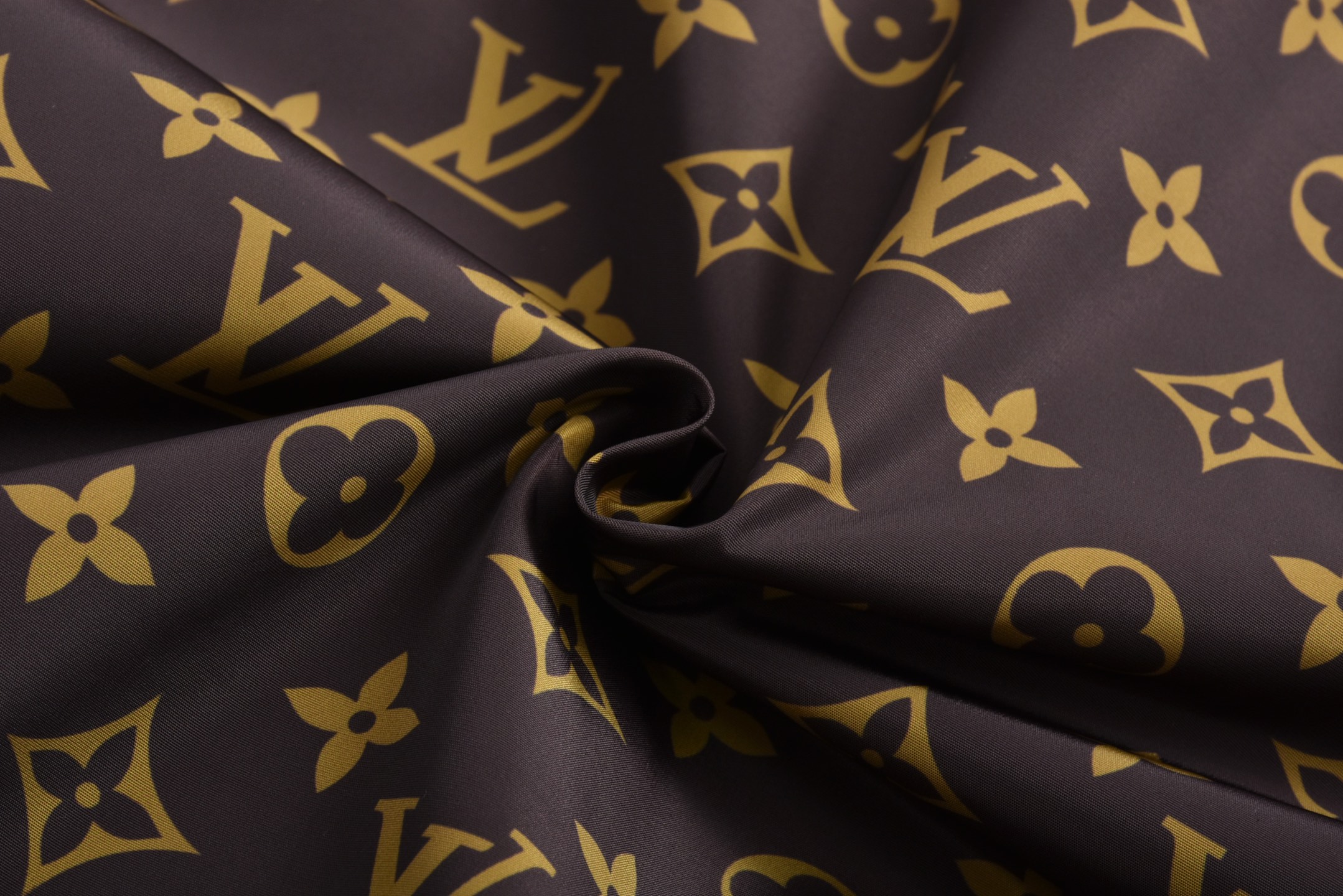 LOUIS VUITTON 路易威登 棋盘格老花双面两穿拉链连帽夹克 外套 绿色 1AHBIV