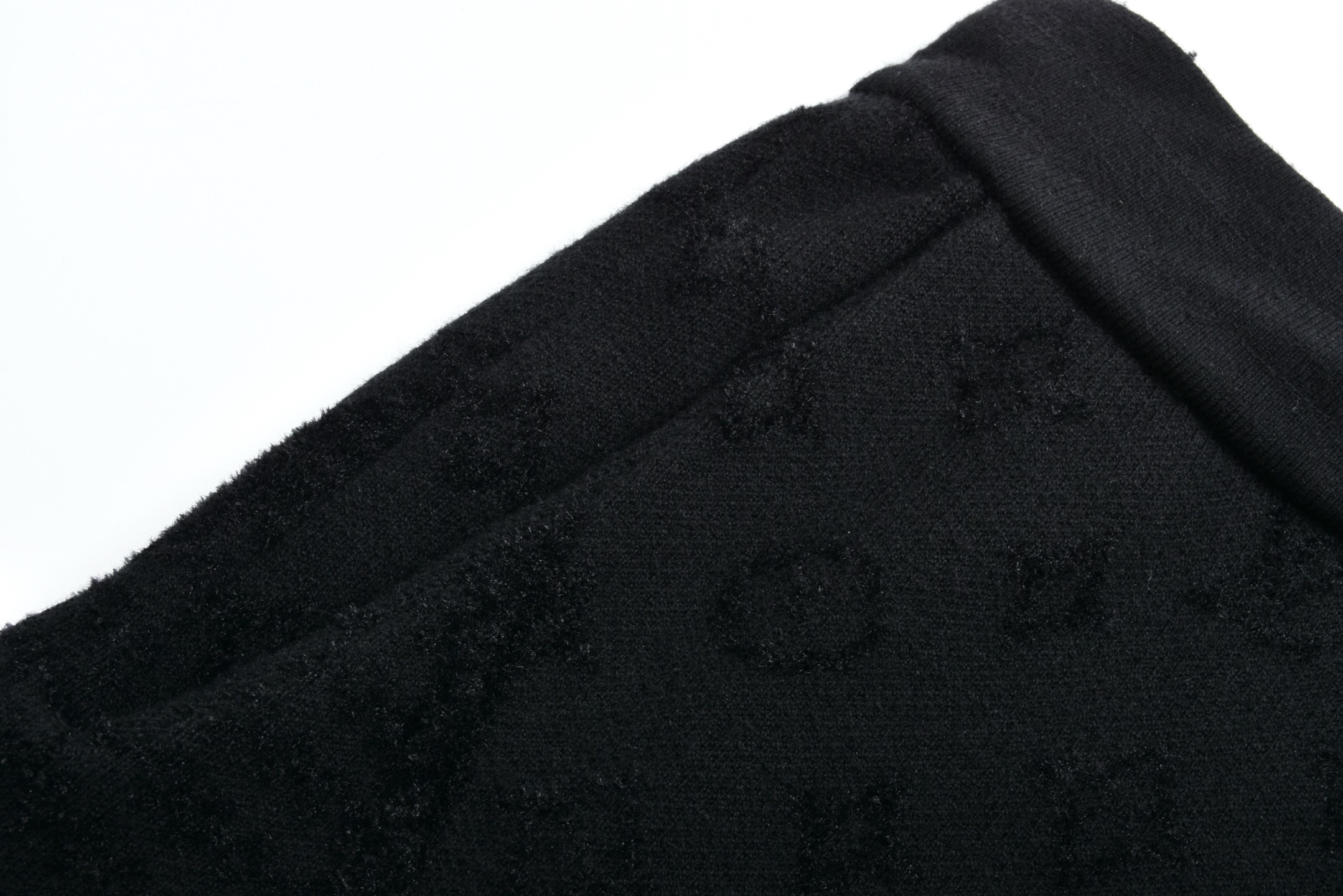 LOUIS VUITTON 路易威登 拼接斜纹提花短裤 休闲裤 裤子 五分裤 黑色 1AHC59