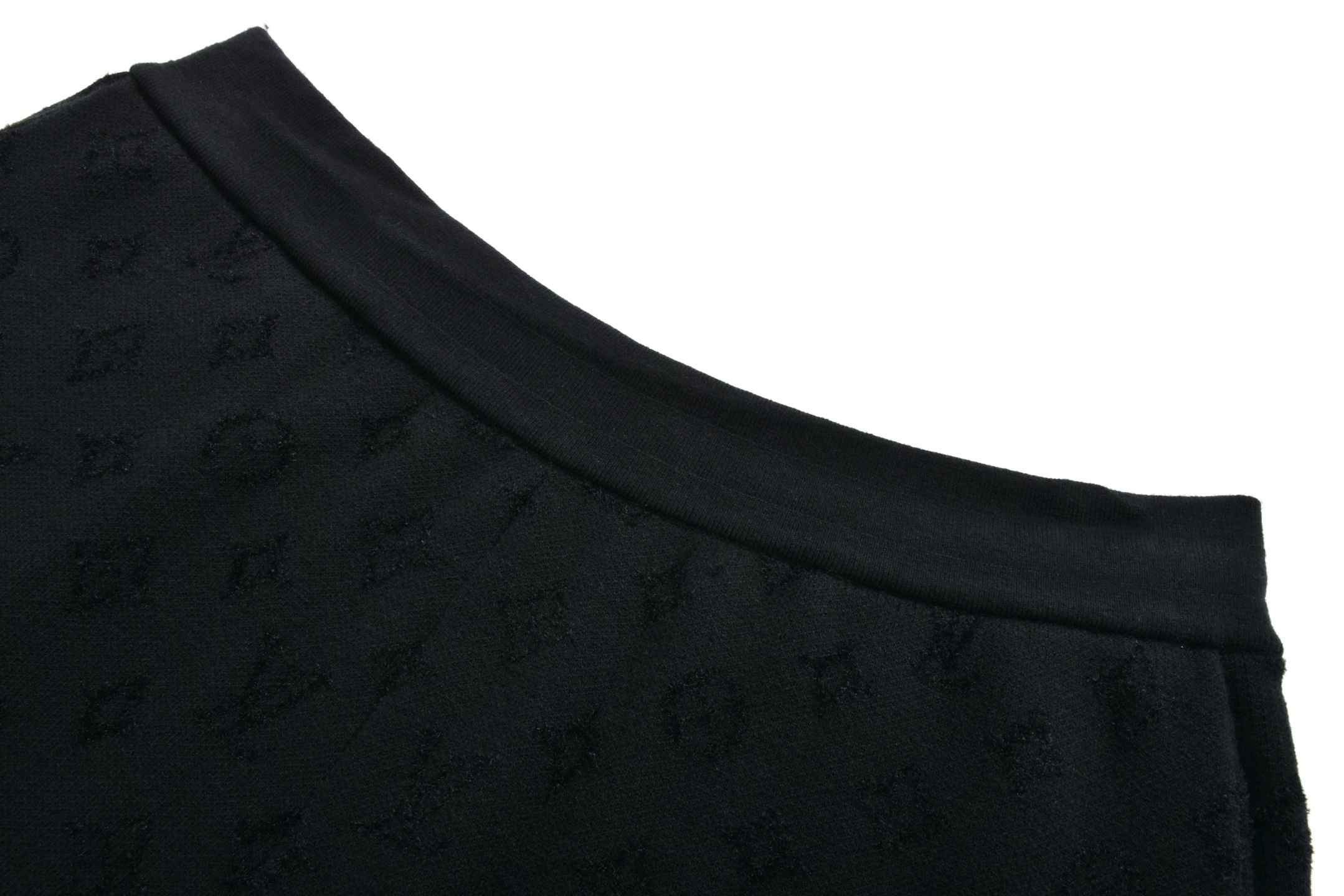 LOUIS VUITTON 路易威登 拼接斜纹提花短裤 休闲裤 裤子 五分裤 黑色 1AHC59