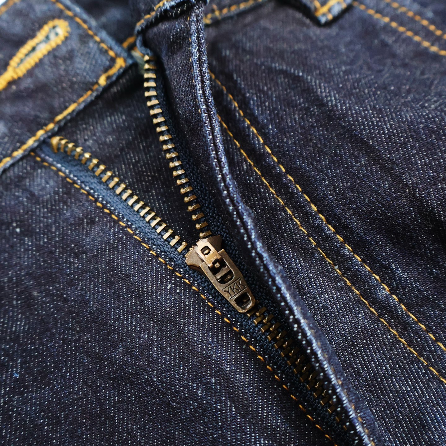 Givenchy 纪梵希 水洗做旧直筒牛仔裤 长裤 裤子 浅蓝色 深蓝色