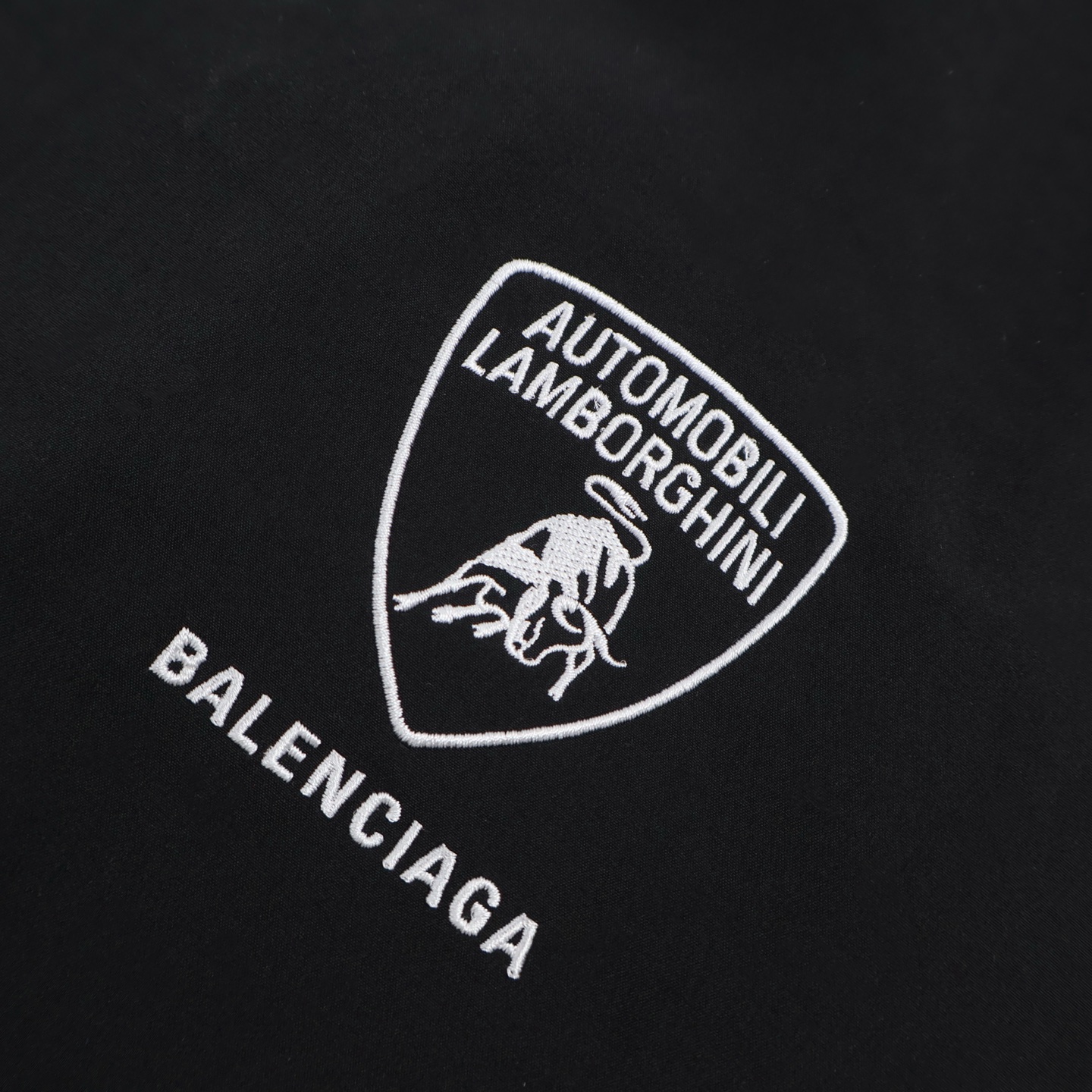 Balenciaga 巴黎世家 Automobili Lamborghini 兰博基尼 联名拉链立领外套 夹克 长袖 黑色 B5  839108TRO311000