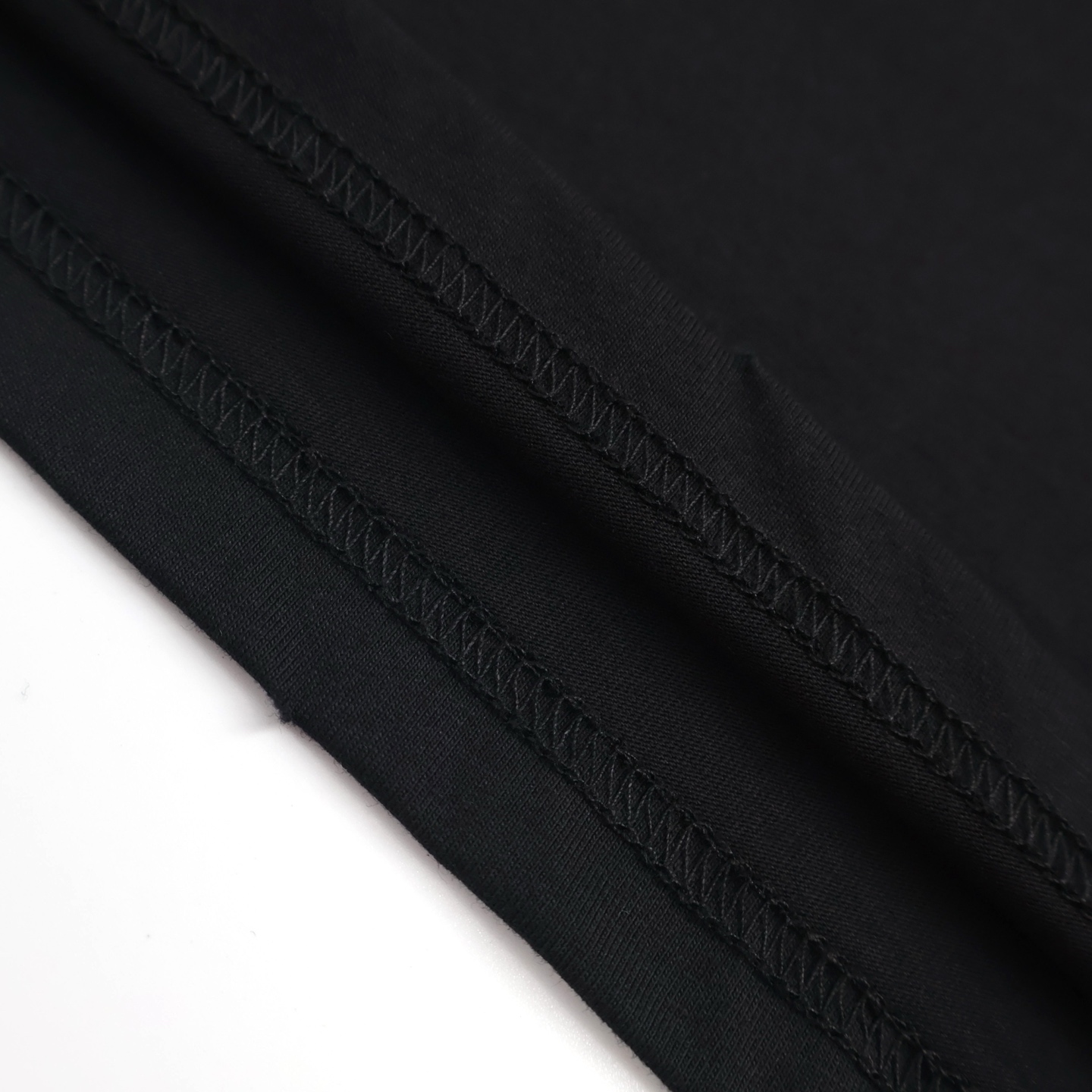 DIOR 迪奥 破洞做旧字母logo印花 T恤 棉质夏季 短袖  白色  黑色 蓝色 A2 593J696X0677-C085