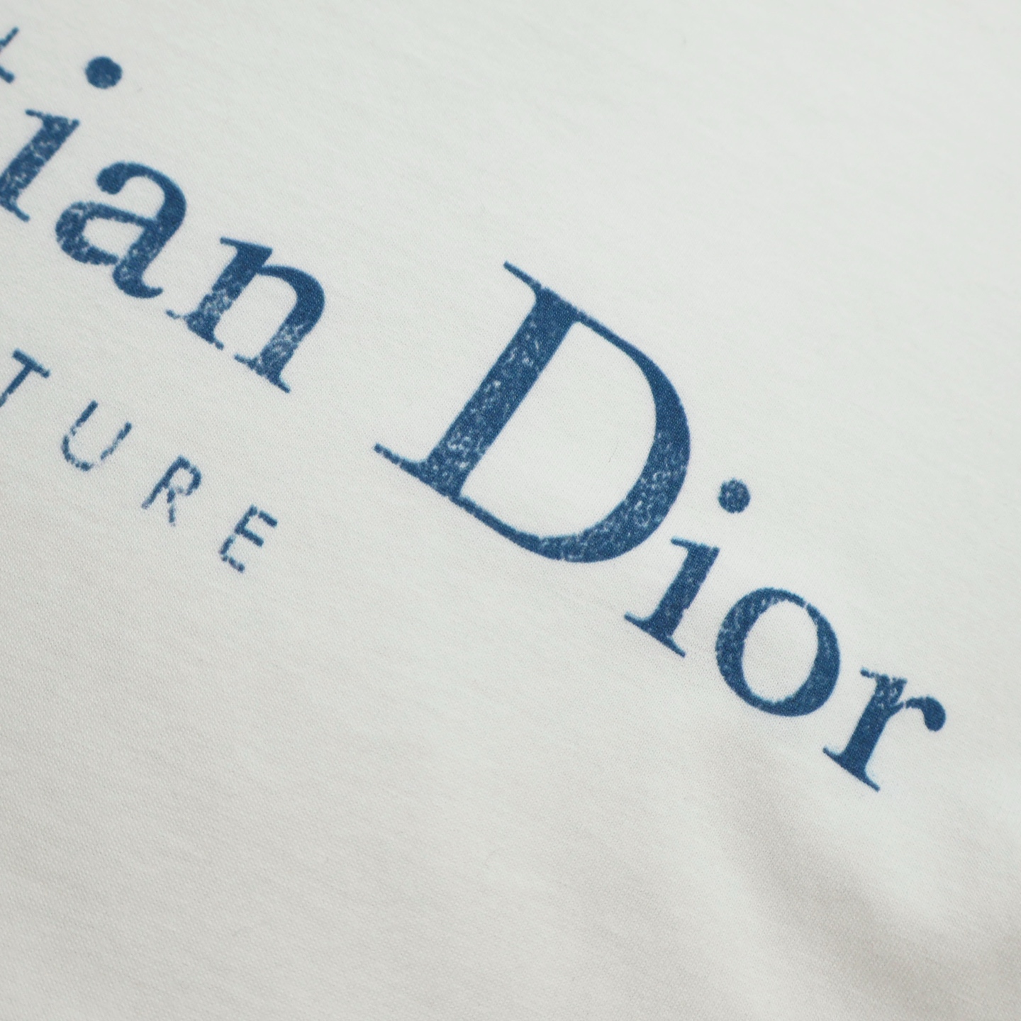 DIOR 迪奥 破洞做旧字母logo印花 T恤 棉质夏季 短袖  白色  黑色 蓝色 A2 593J696X0677-C085