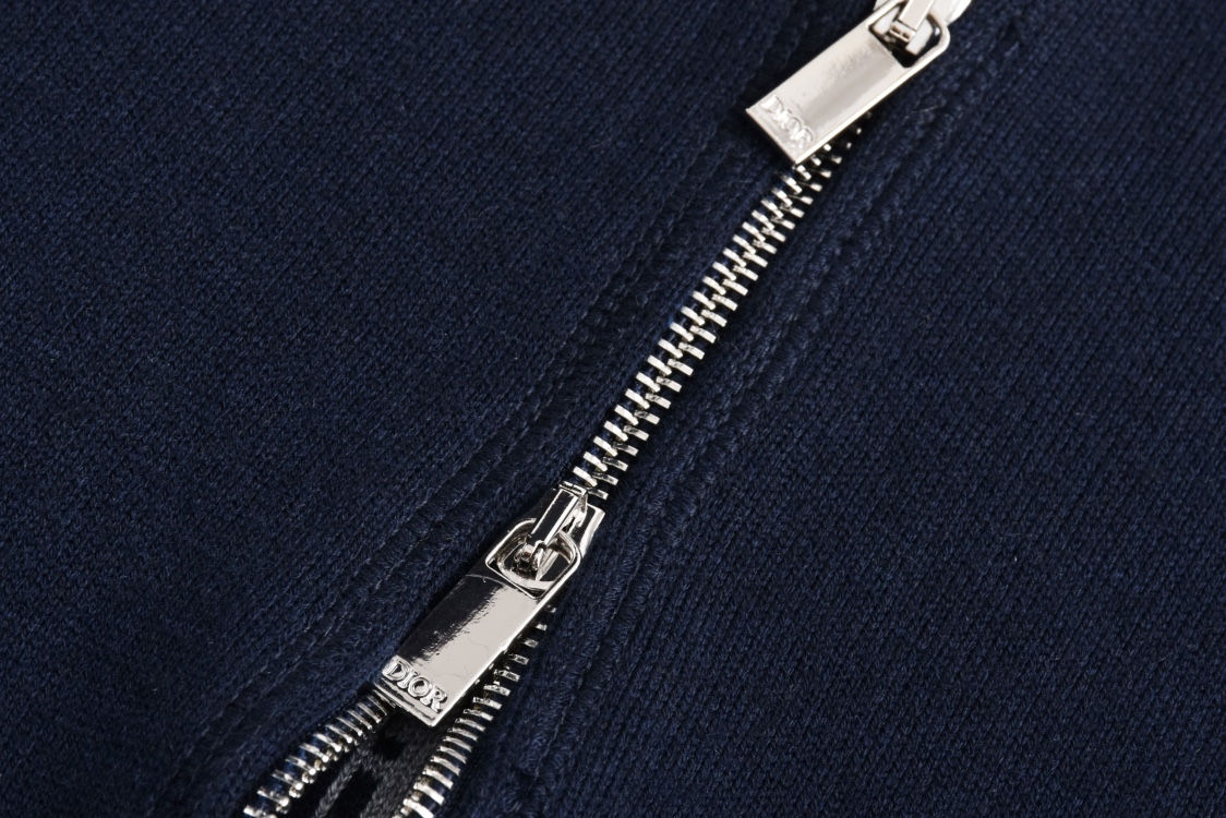 DIOR 迪奥 刺绣字母logo针织拉链连帽卫衣 秋冬 外套 长袖 白色 藏蓝色 浅蓝色 C0 113M221AT225-C088