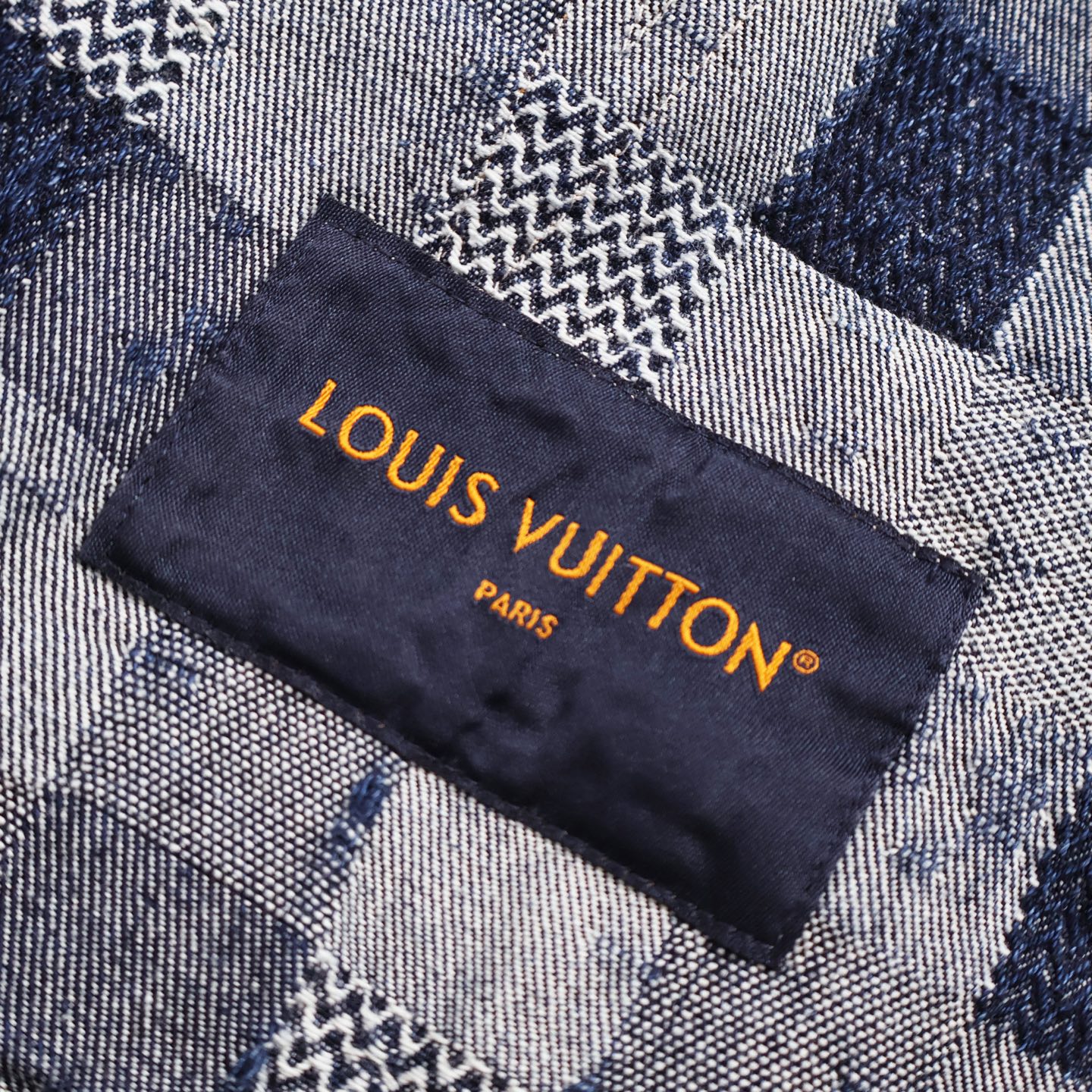 LOUIS VUITTON 路易威登 Nigo 联名款 棋盘格束腰牛仔外套 牛仔衣 上衣 夹克 蓝色 C0 1AILMK