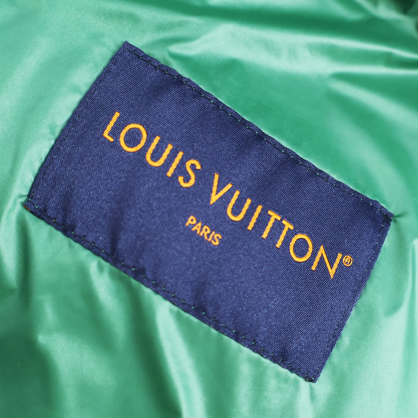 LOUIS VUITTON 路易威登  LV 树纹像素印花拉链连帽防风风衣外套 夹克 冲锋衣 长袖 绿色 B0