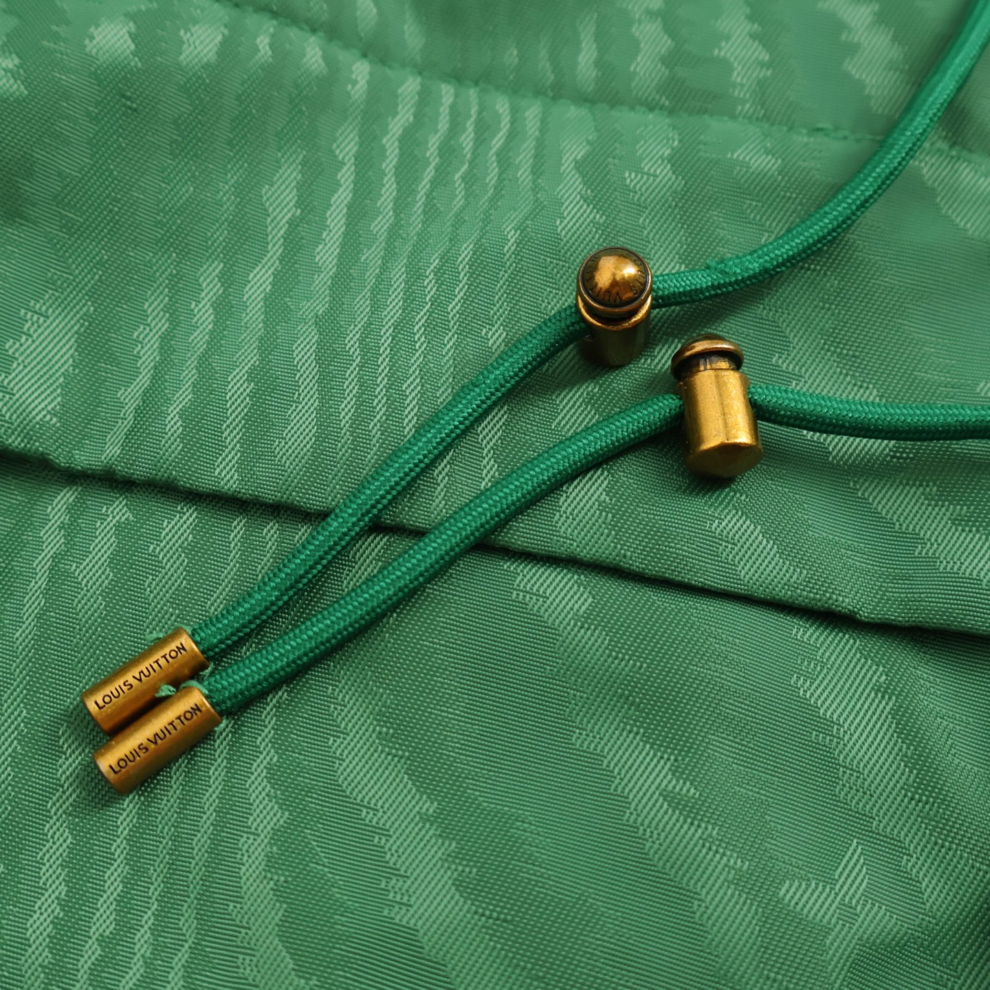 LOUIS VUITTON 路易威登  LV 树纹像素印花拉链连帽防风风衣外套 夹克 冲锋衣 长袖 绿色 B0