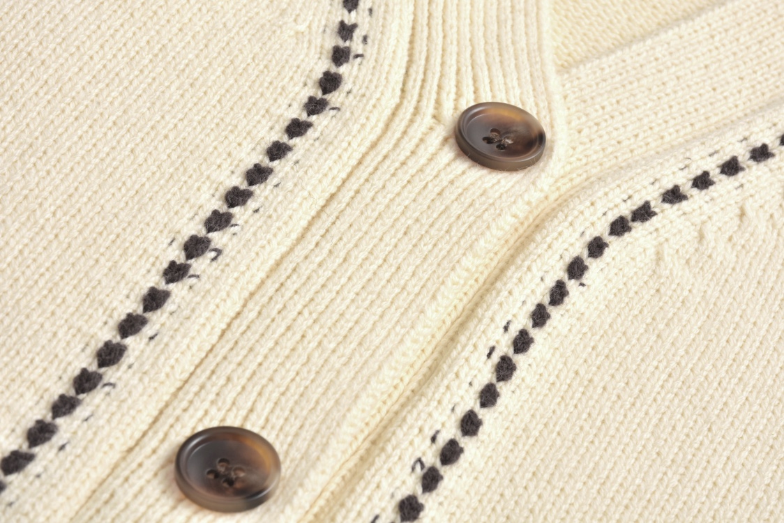 LOUIS VUITTON 路易威登 Tyler SS24 Logo 字母嵌花V领开衫 针织衫 毛衣 外套 B0 1AFPXW