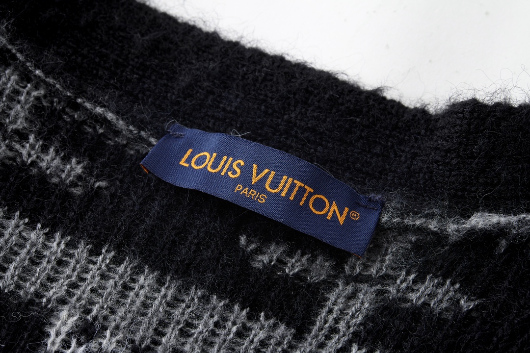 LOUIS VUITTON 路易威登 马海毛V领开衫 针织衫 毛衣 外套 黑色 B0 1AF342