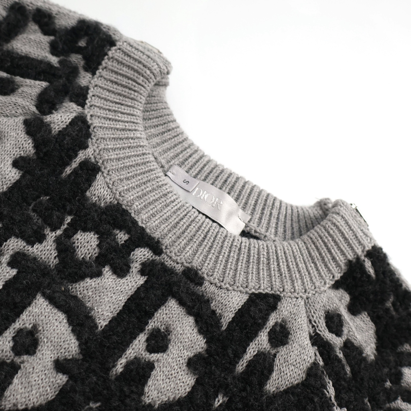 DIOR 迪奥 羊毛毛巾绣字母logo圆领毛衣 秋冬 外套 长袖 灰色 C0 493M635AT847-C888