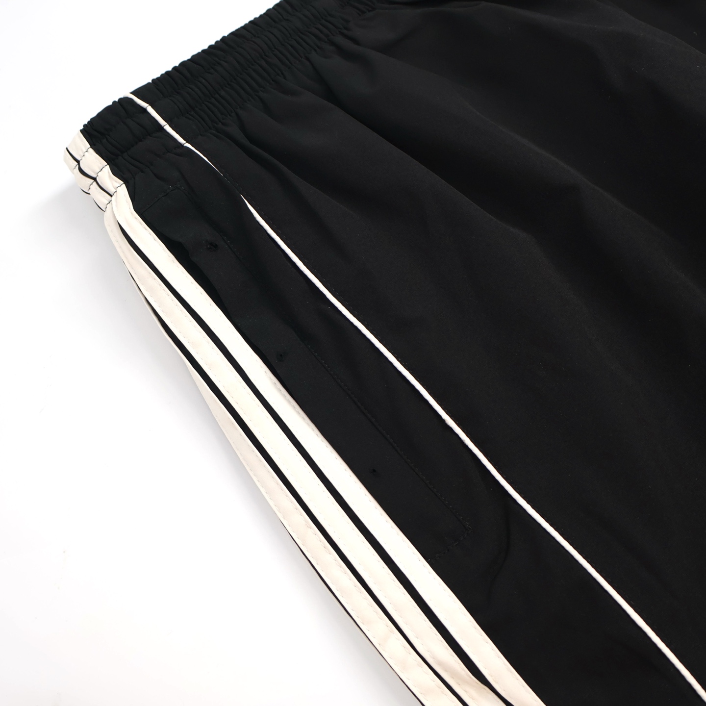 Balenciaga 巴黎世家 Tracksuit 五条杠刺绣环形图标松紧腰运动裤 长裤 裤子 休闲裤 黑色 B0 831371TRO311000