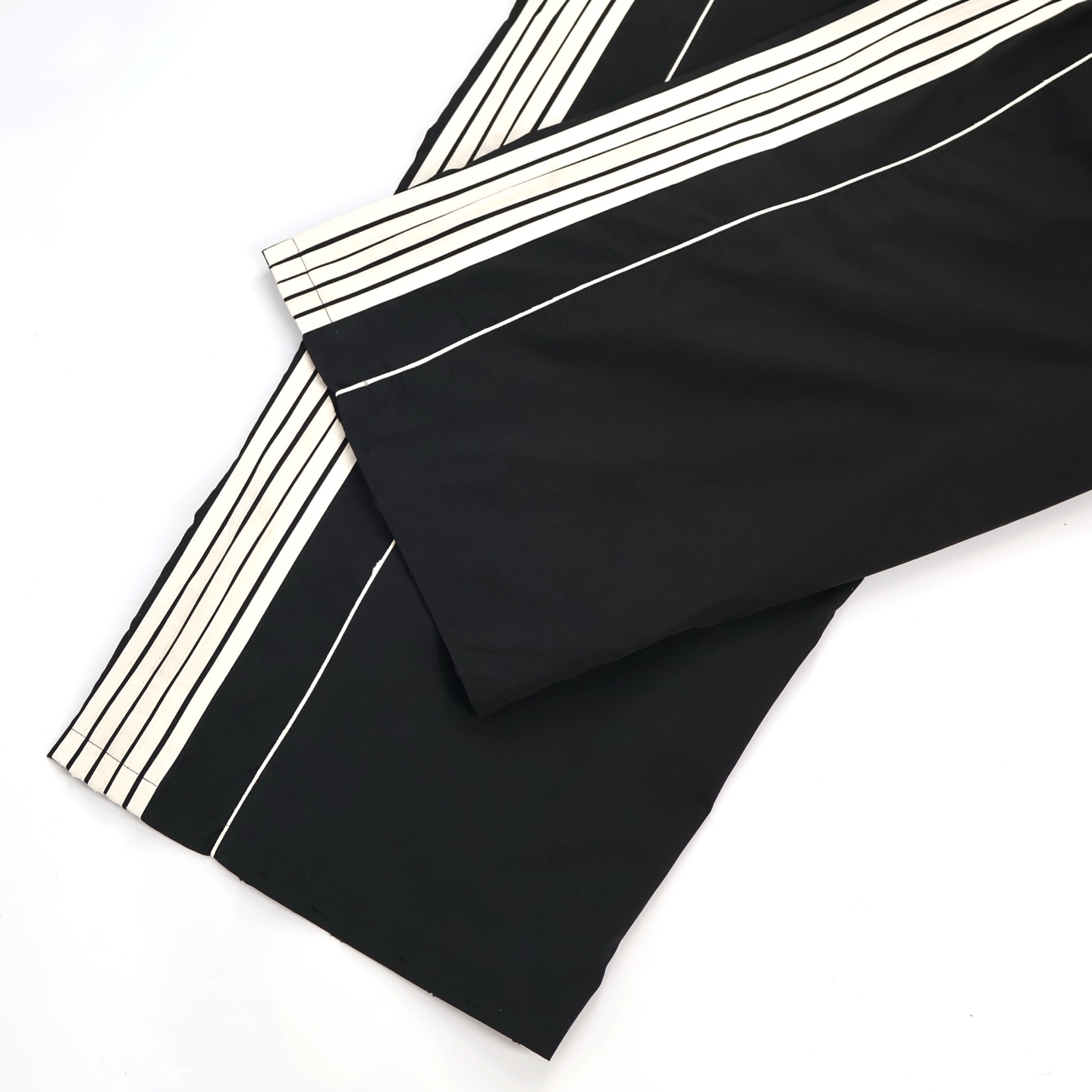 Balenciaga 巴黎世家 Tracksuit 五条杠刺绣环形图标松紧腰运动裤 长裤 裤子 休闲裤 黑色 B0 831371TRO311000