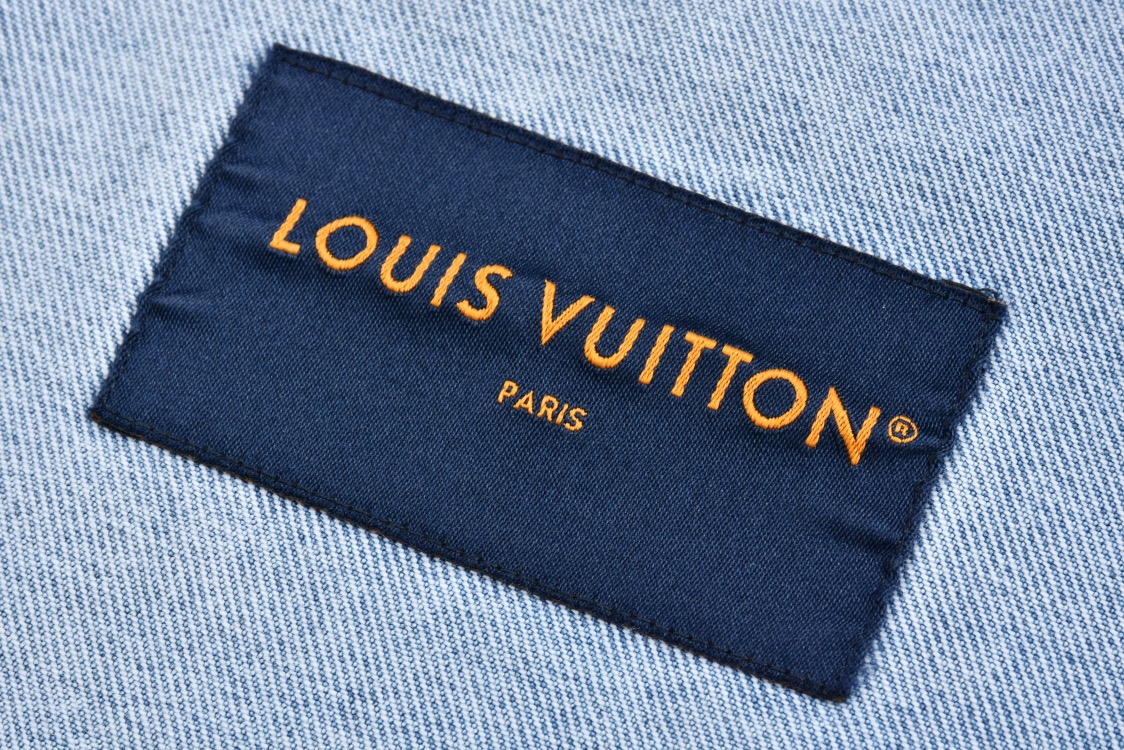 LOUIS VUITTON 路易威登 磨破字母logo牛仔外套 牛仔衣 上衣 夹克 外套 蓝色 C0 1AGING