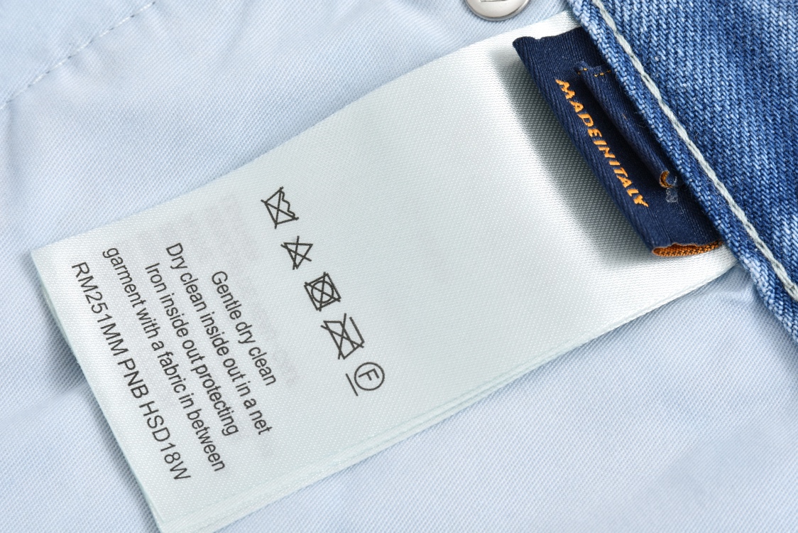 LOUIS VUITTON  路易威登 LV 磨破字母logo牛仔裤 裤子 长裤 蓝色 B0 1AGIV9