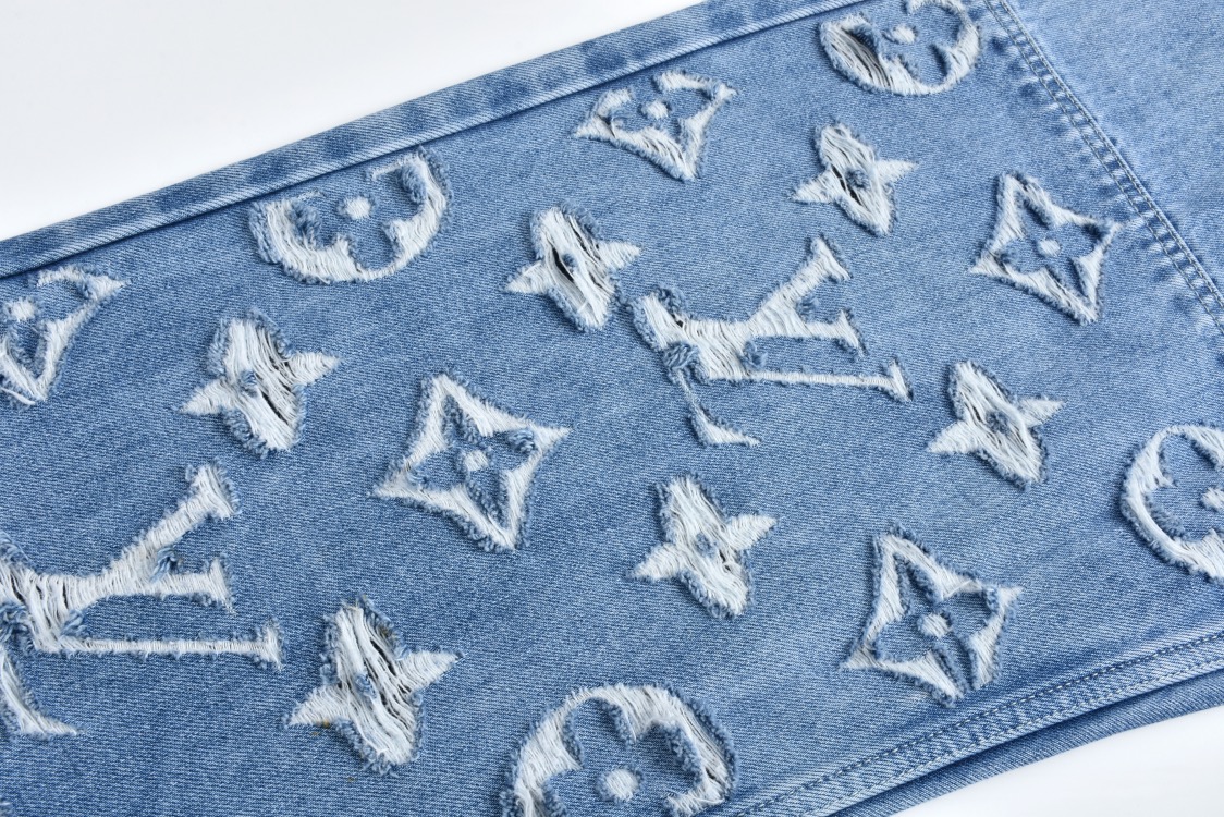 LOUIS VUITTON  路易威登 LV 磨破字母logo牛仔裤 裤子 长裤 蓝色 B0 1AGIV9