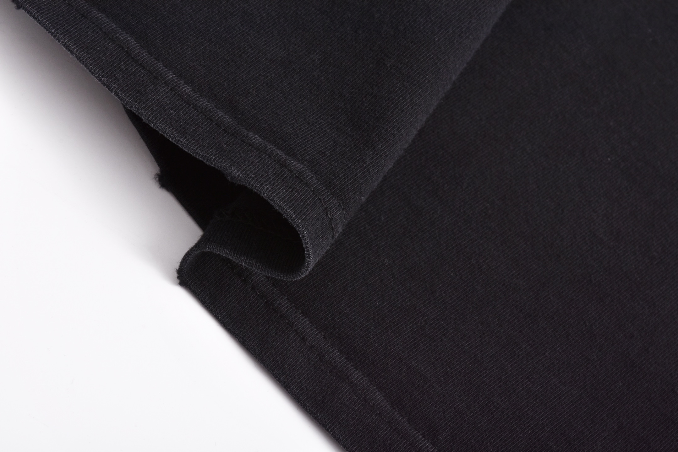 Balenciaga 巴黎世家 麦穗绣花破洞短袖 T恤 圆领 短款 夏季 黑色 A5 764235TSVC91041