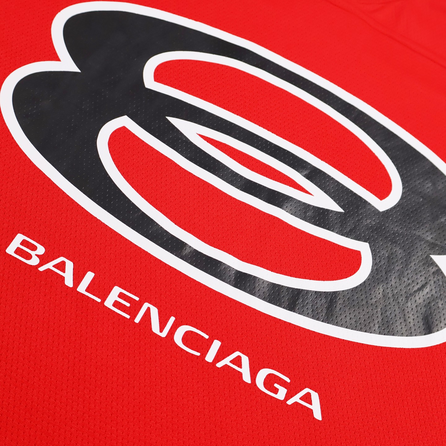 Balenciaga 巴黎世家 大8数字字母logo印花V领球衣 短袖 T恤  夏季 红色 黑色 A5 835906TSS166400