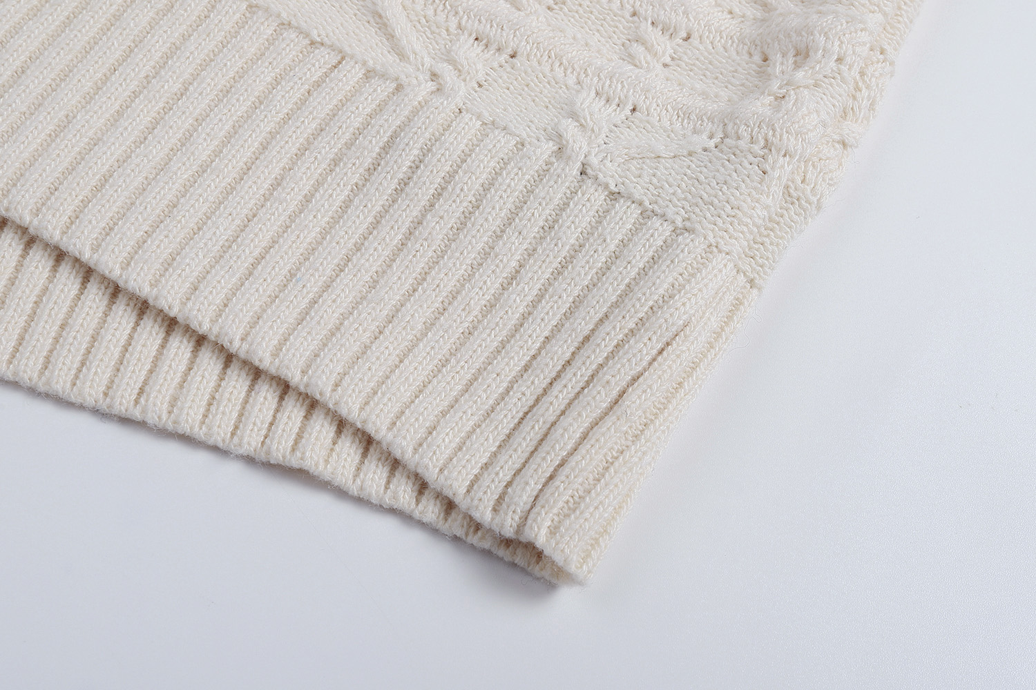 DIOR 迪奥 纯色菱格纹羊绒针织衫 毛衣 秋冬 长袖 米色 黑色 灰色 513M627AT73-8C120