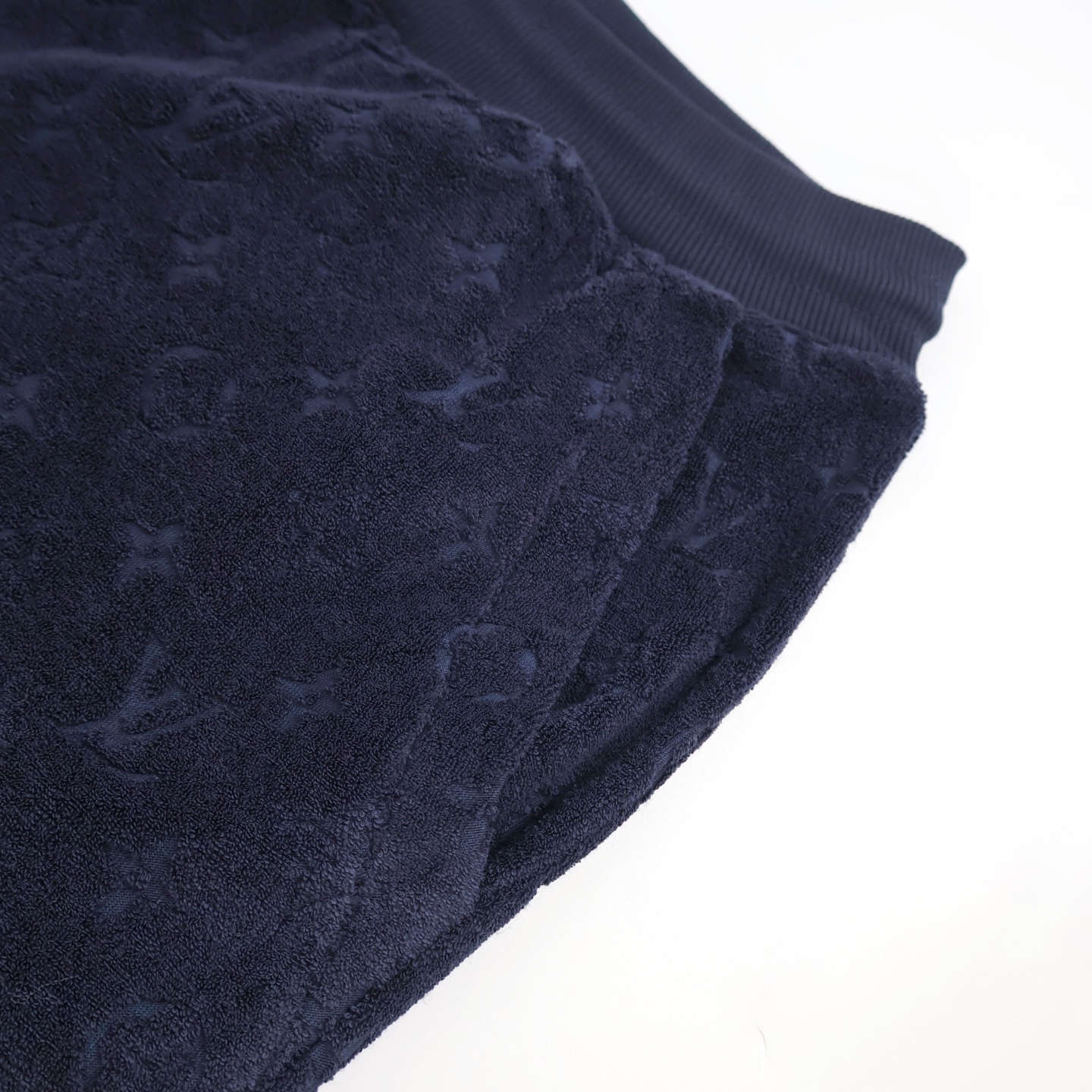 LOUIS VUITTON 路易威登 LV 毛巾棉字母压花 短裤 休闲裤 裤子 五分裤 蓝色 A5 1AHUX6