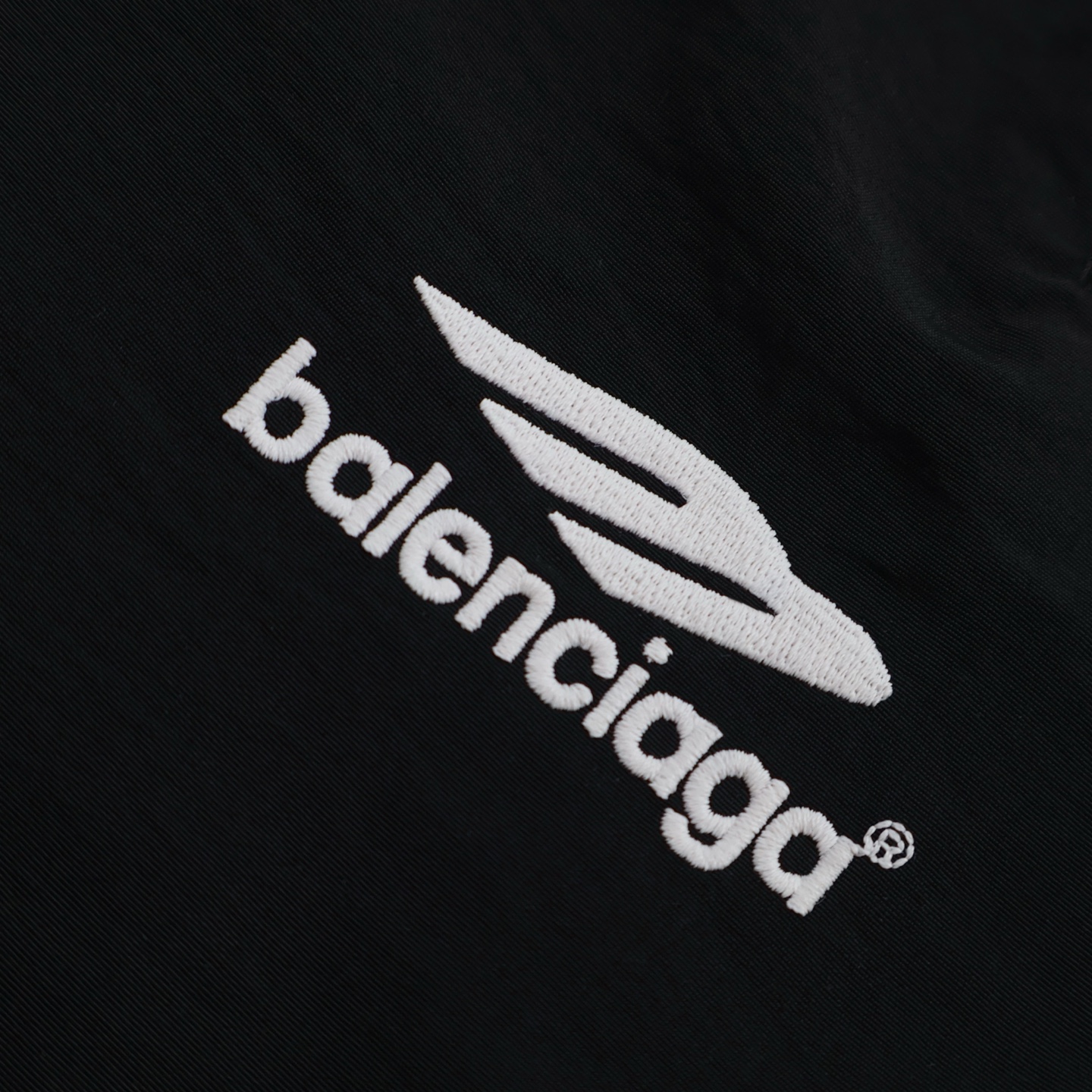 Balenciaga 巴黎世家  3B刺绣字母logo松紧腰运动裤 短裤 裤子 休闲裤 黑色 A2 