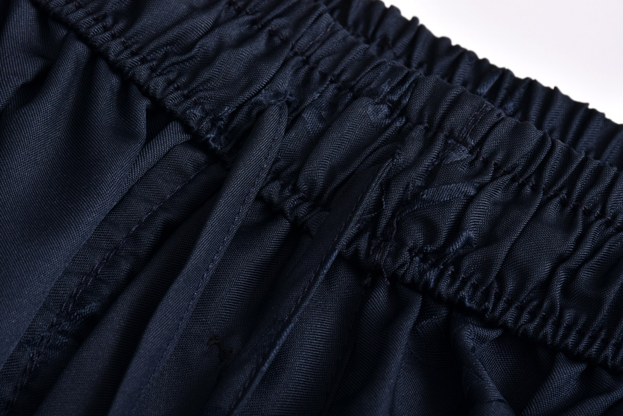 Balenciaga 巴黎世家 弹幕字母logo松紧腰运动裤 短裤 裤子 休闲裤 深蓝色 A2 746223TOO134100