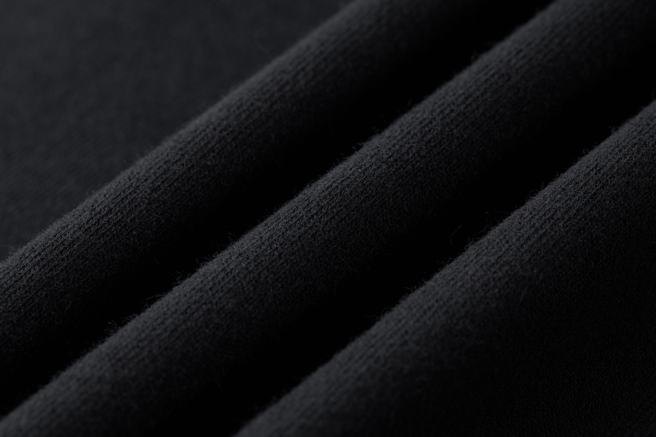 Moncler 蒙口 刺绣字母logo圆领卫衣 秋冬 外套 黑色 白色 A5 K10918G0003389AUJ999