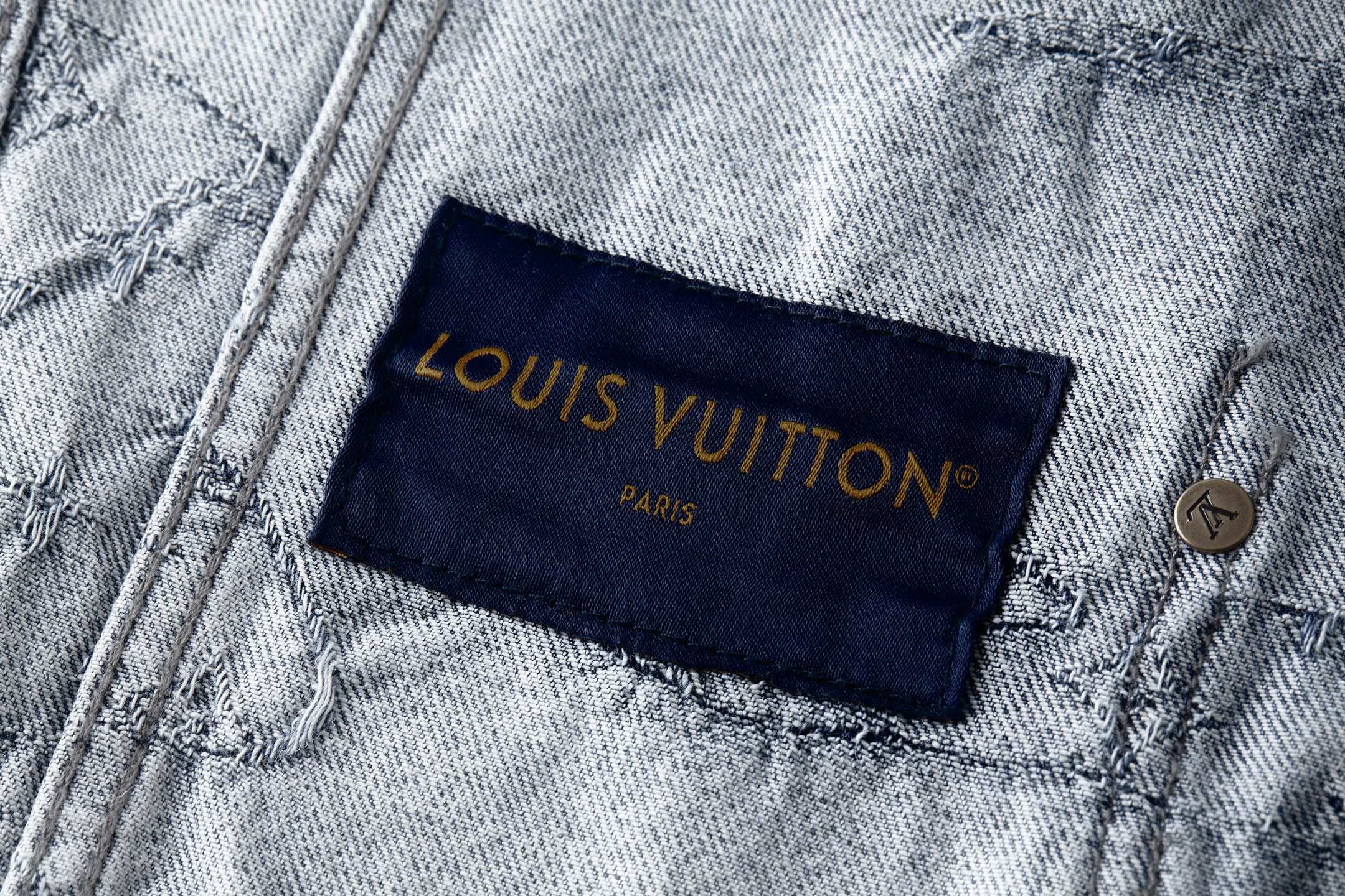 LOUIS VUITTON 路易威登 刺绣云朵图案翻领牛仔外套 牛仔衣 夹克 外套 蓝色 C0 1AILN5