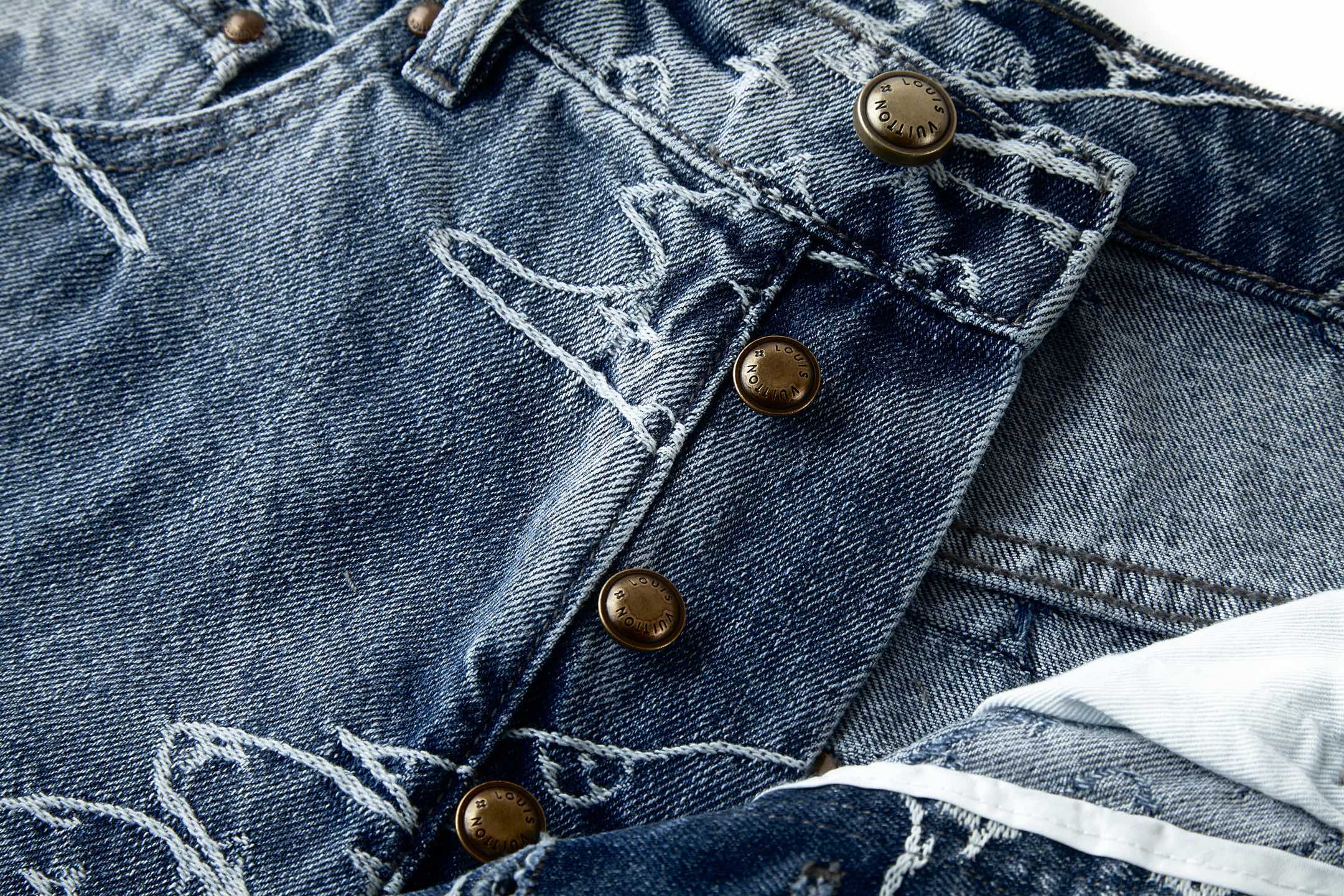 LOUIS VUITTON 路易威登 LV Nigo联名款 刺绣云朵图案牛仔裤 裤子 长裤 蓝色 B0