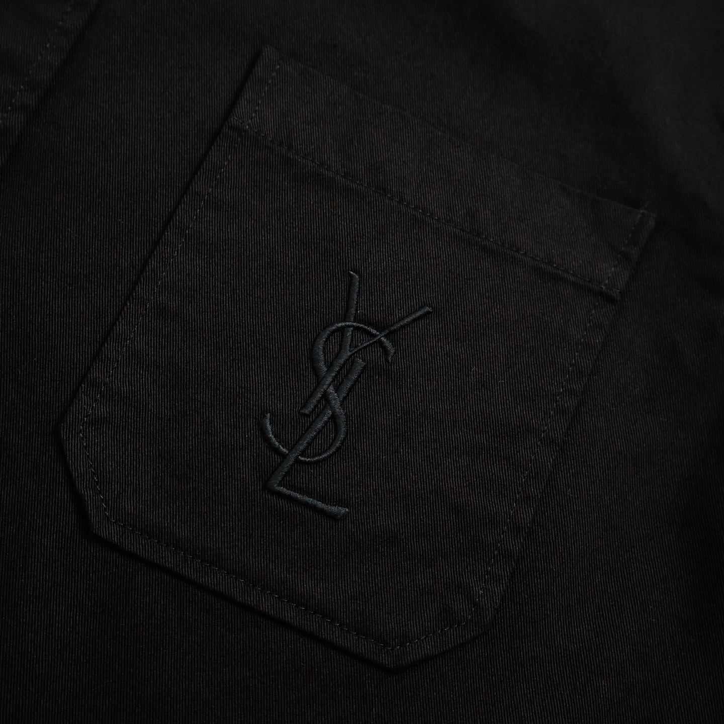 SAINT LAURENT 圣罗兰 口袋字母logo刺绣单排扣衬衫 外套 长袖 绿色 黑色 B0 838697Y253W3530