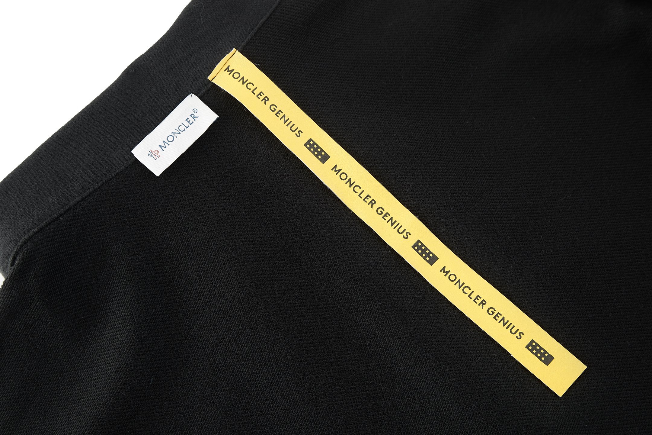 Moncler 蒙口 藤原浩联名 字母logo半拉链翻领卫衣 秋冬 外套 黑色 A5 K109U8G00004M5214999