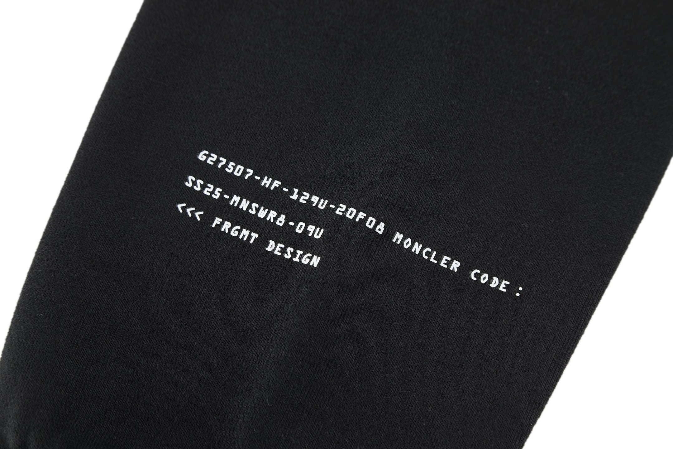 Moncler 蒙口 藤原浩联名 字母logo半拉链翻领卫衣 秋冬 外套 黑色 A5 K109U8G00004M5214999