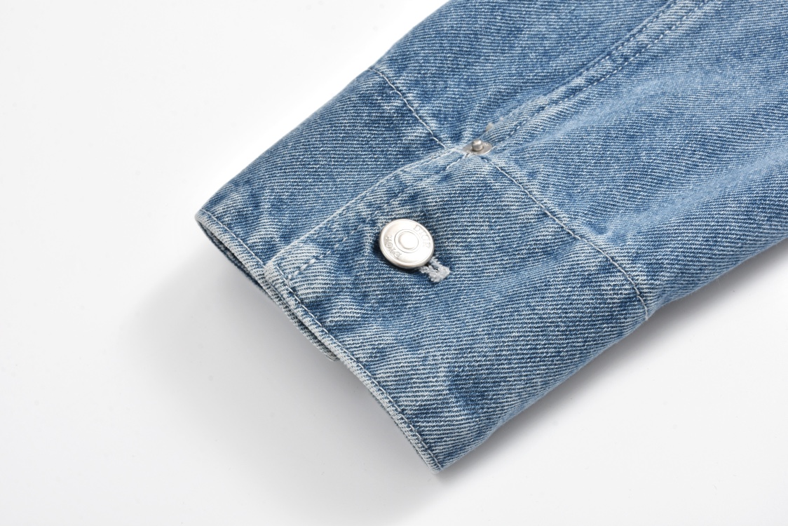 DIOR 迪奥 大O贴布字母刺绣翻领牛仔外套 衬衫 长袖 蓝色 B0 493D498A383X-C585