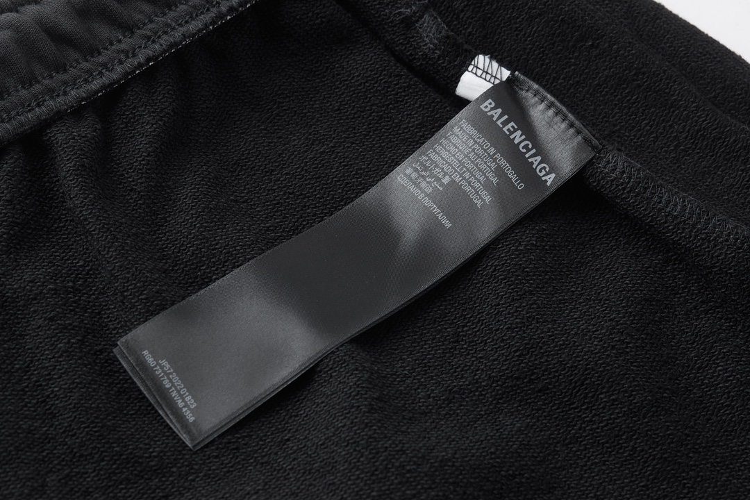Balenciaga 巴黎世家 镜像刺绣字母logo松紧腰运动裤 短裤 裤子 休闲裤 黑色 A2 