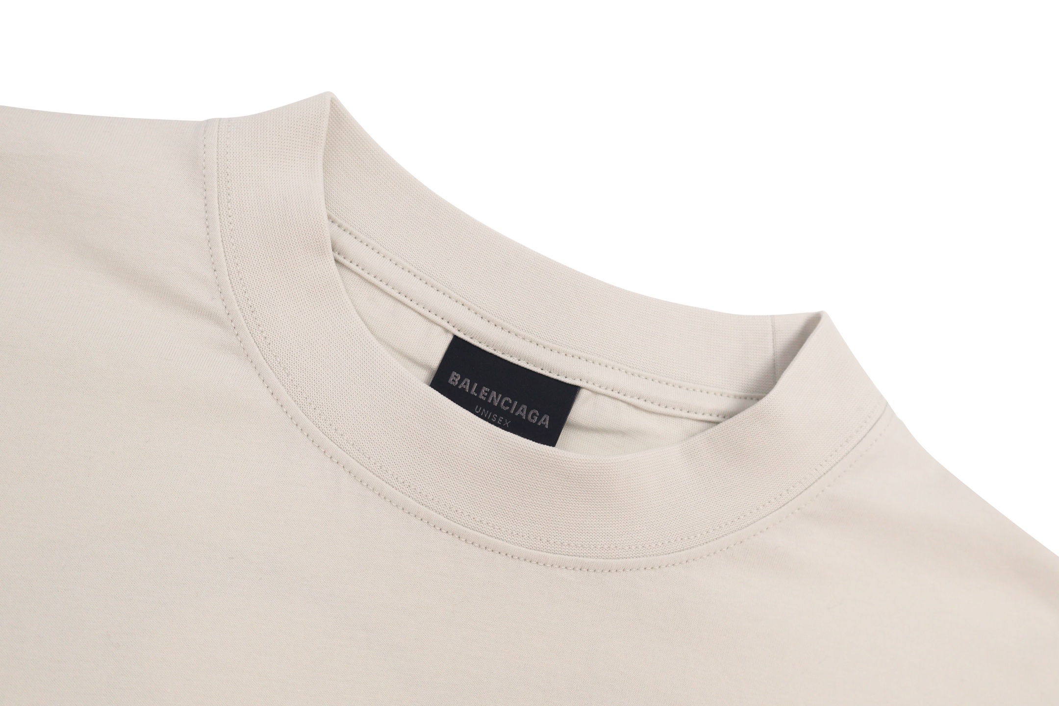 Balenciaga 巴黎世家 七夕限定爱心字母logo印花短袖 T恤 圆领 短款 夏季 黑色 白色 A2 764235TSVX71000